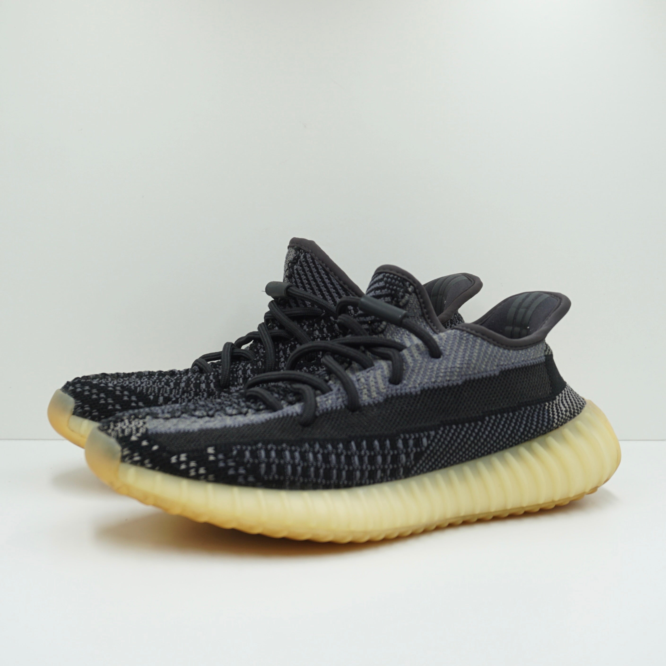 Adidas Yeezy Boost 350 V2 Carbon