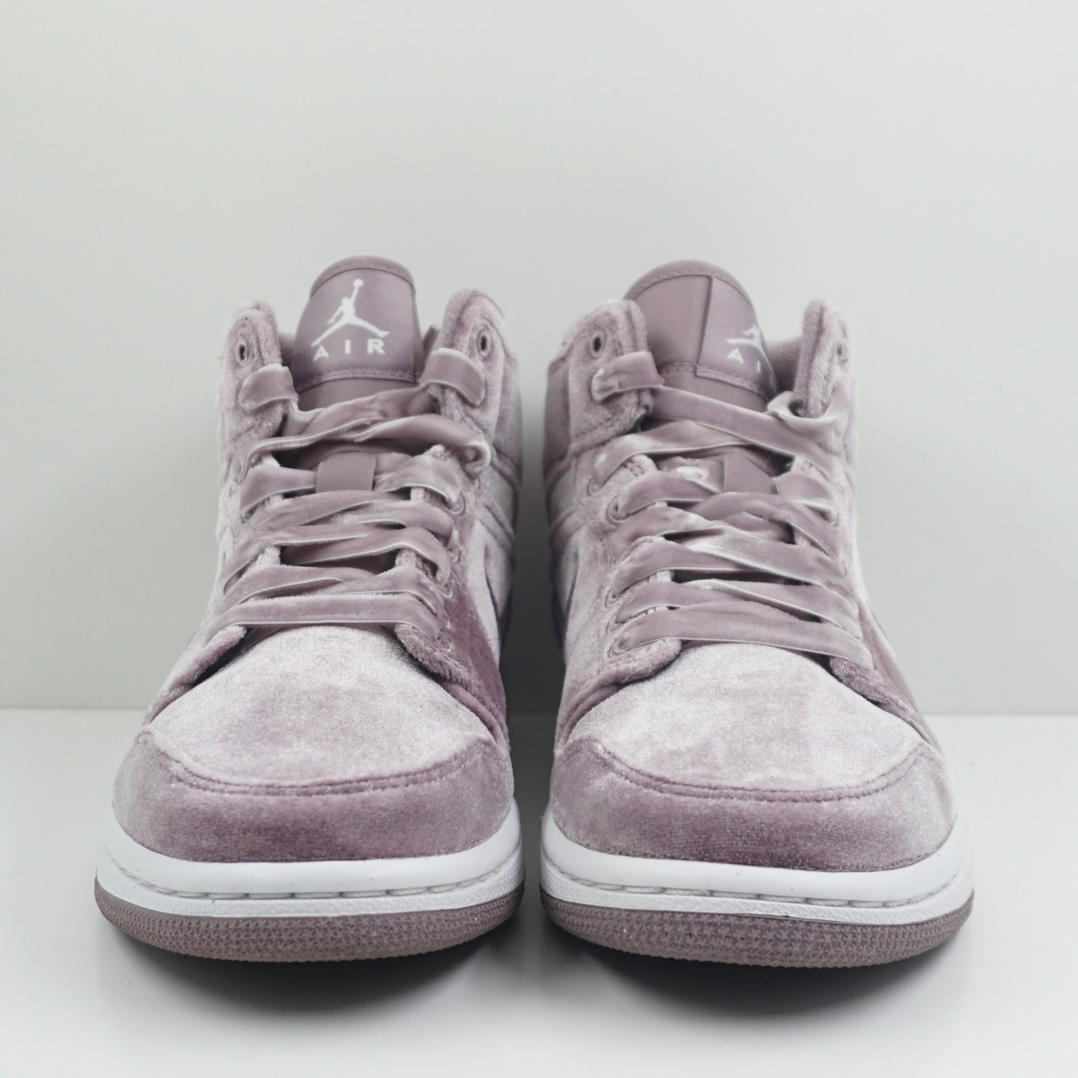 Jordan 1 Mid SE Purple Velvet (W)