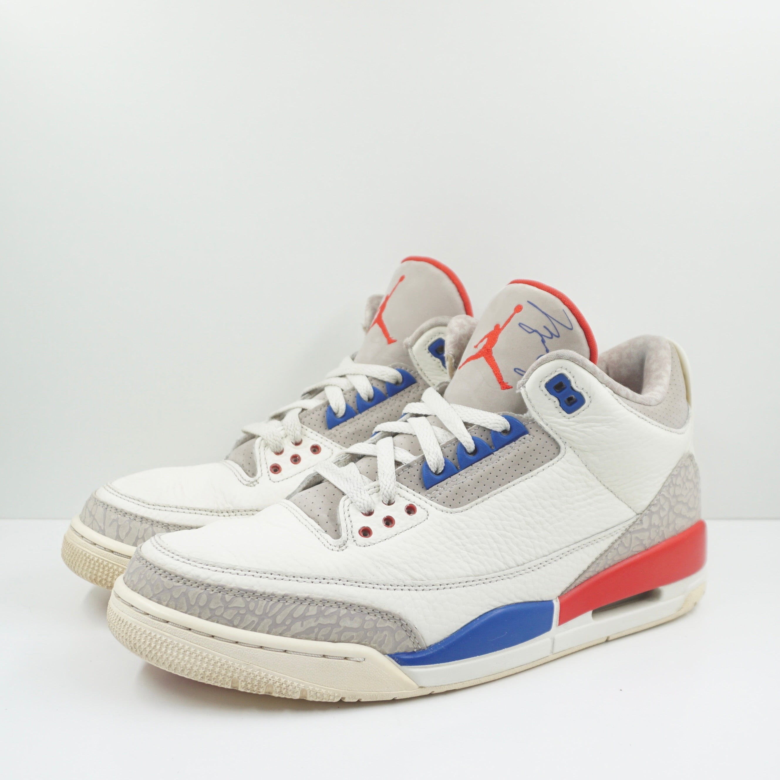 Jordan 3 Retro International Flight