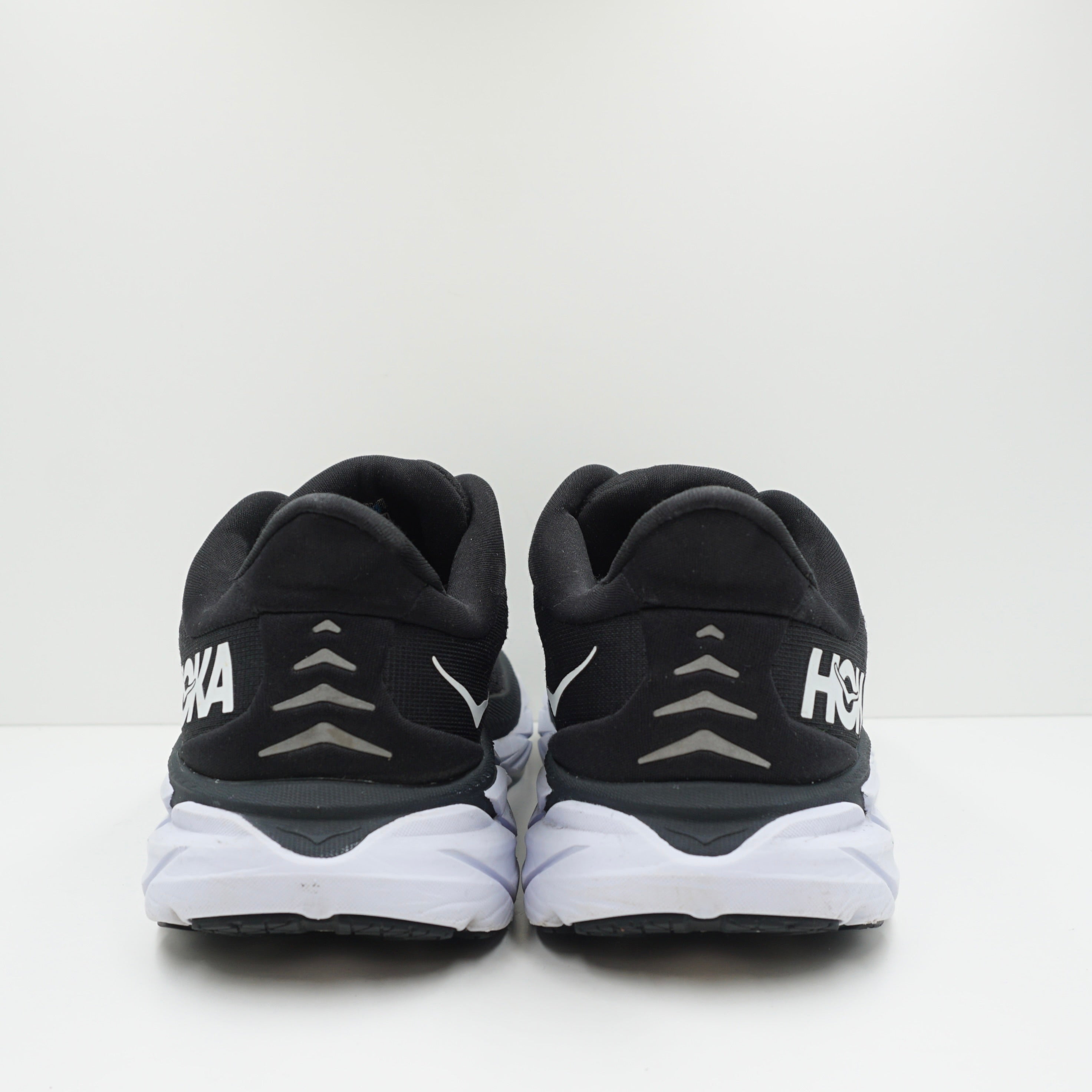 Hoka One One Clifton 8 Black/White (W)