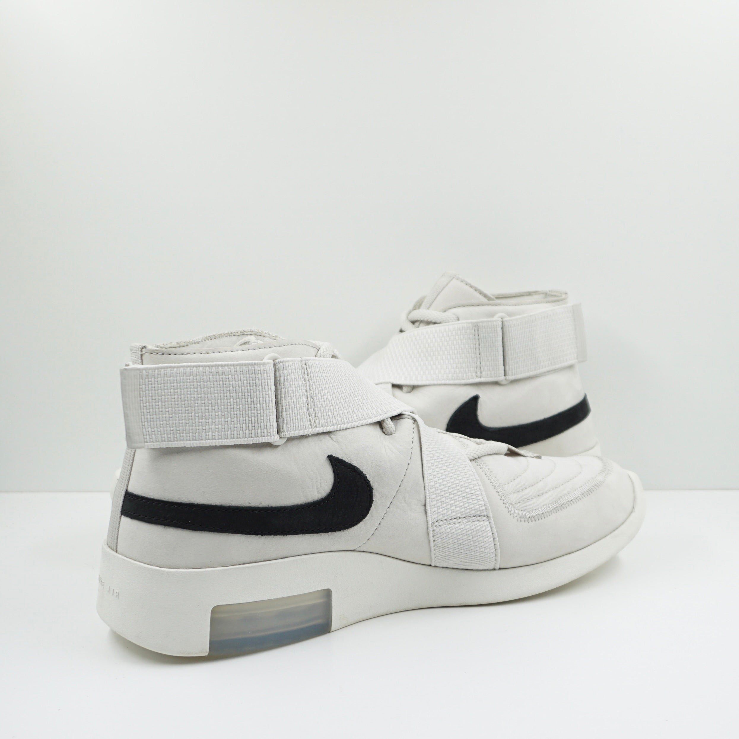靴 Fear Of God Nike Air Raid Light Bone 28 Nike Air Fear of God Raid Review & On Feet - YouTube
