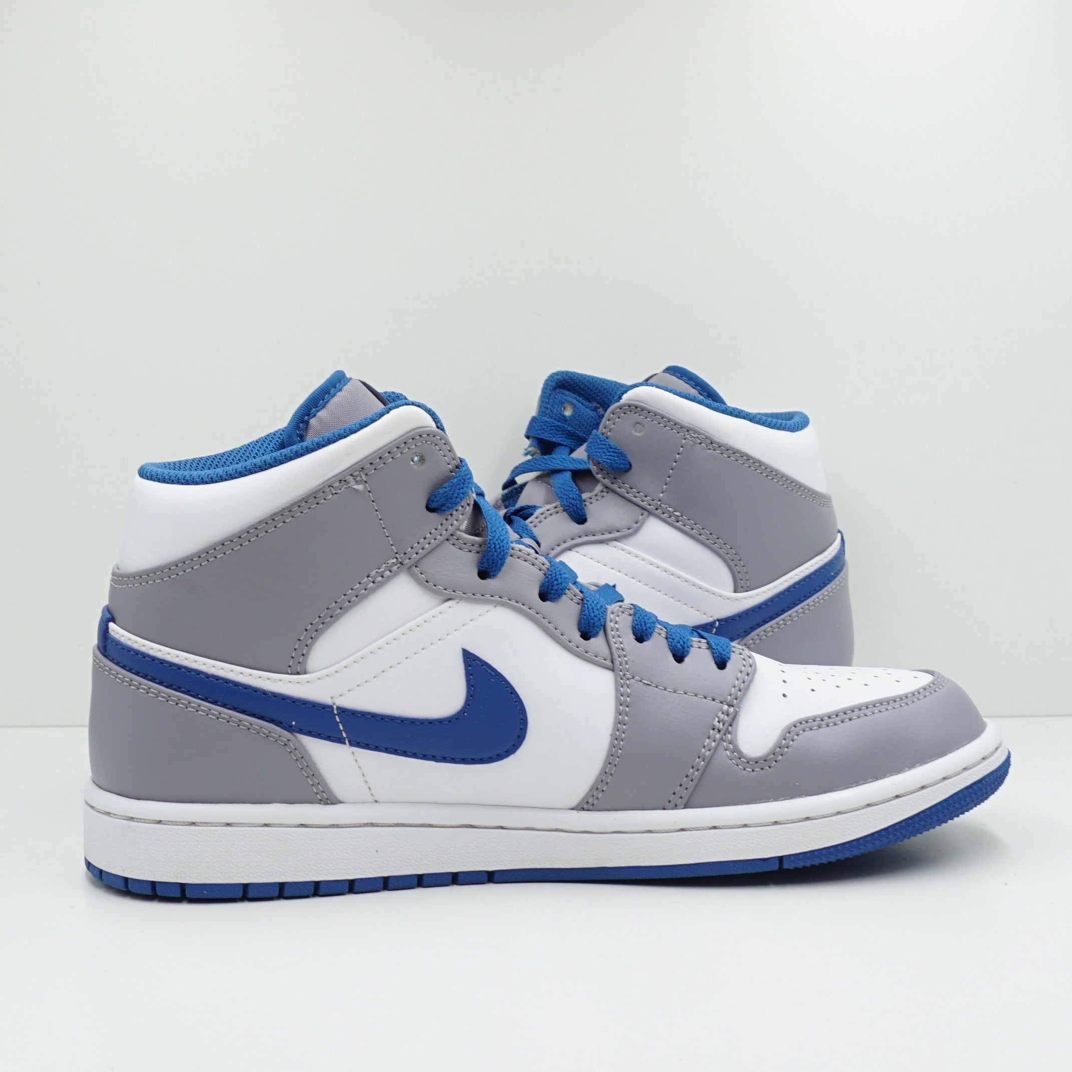 Jordan 1 Mid True Blue