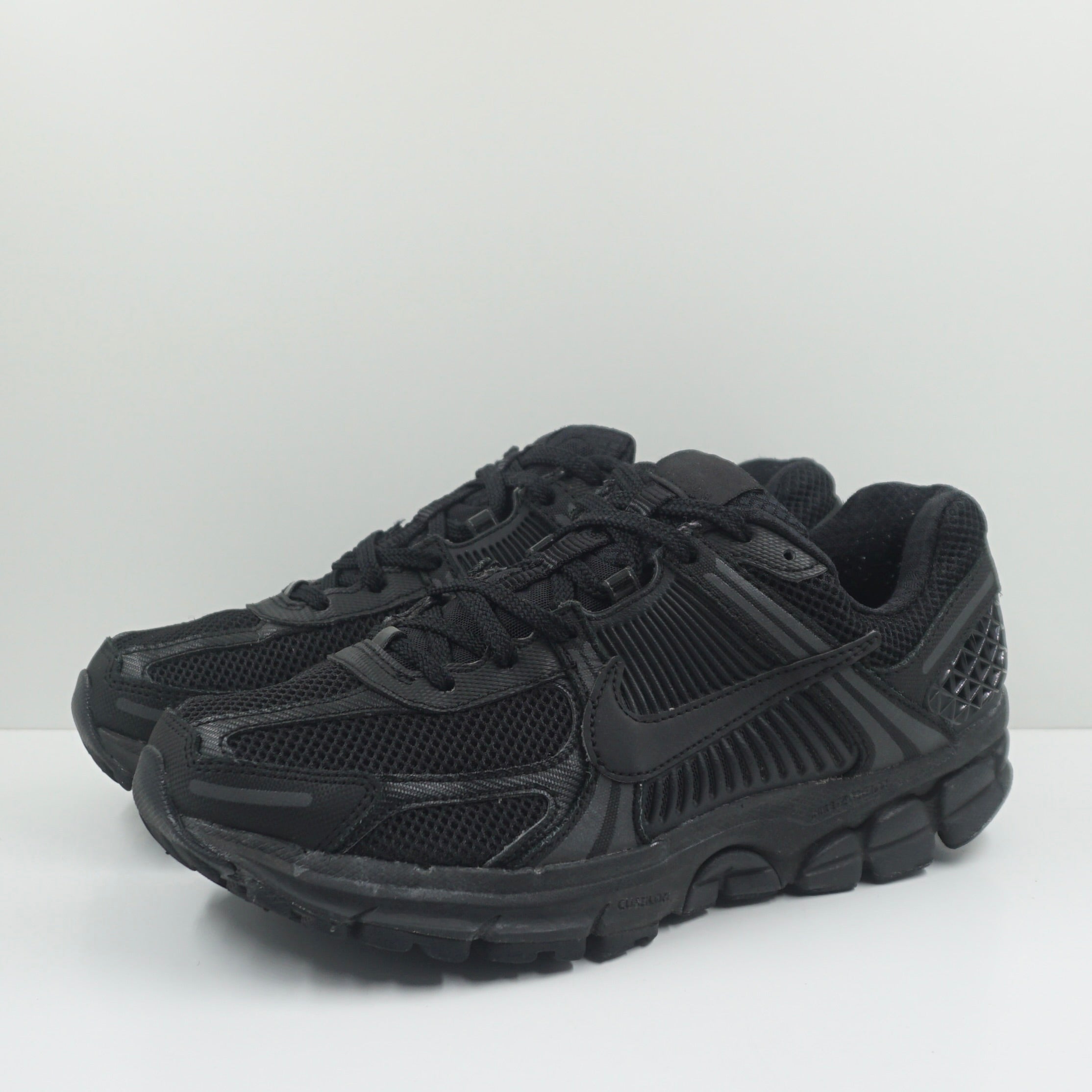 Nike Zoom Vomero 5 Triple Black