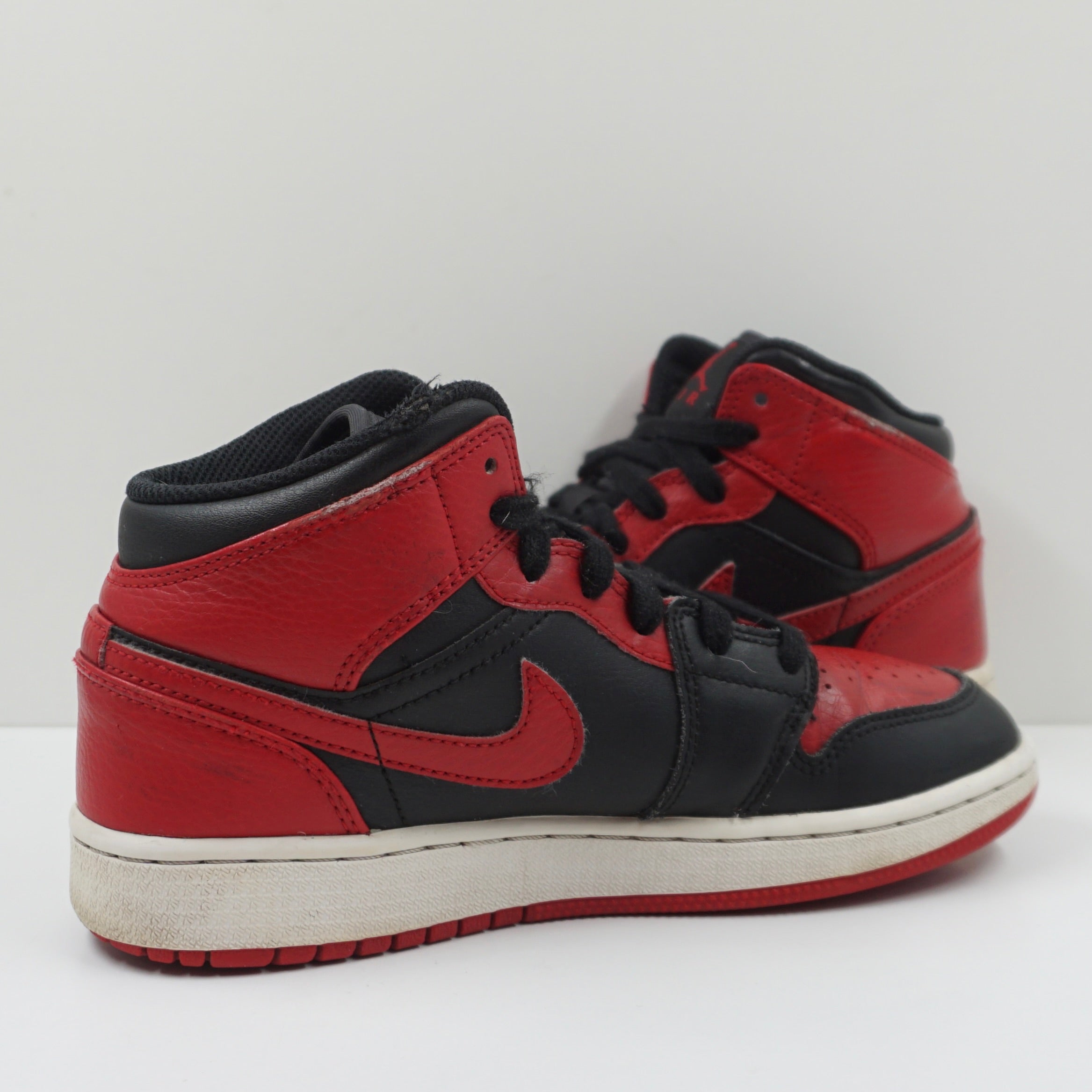 Jordan 1 Mid Bred Banned (GS)