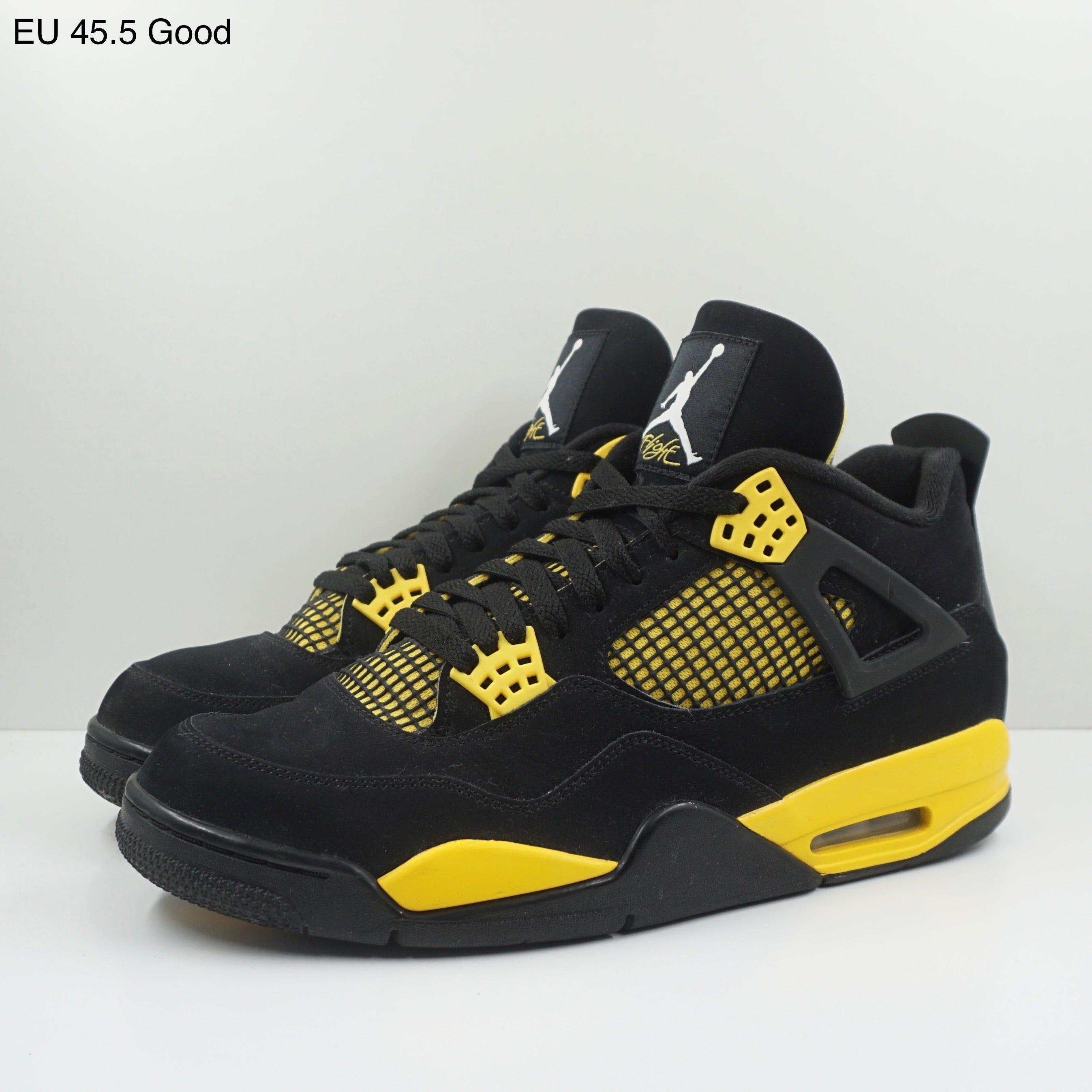 Jordan 4 Retro Thunder (2023)