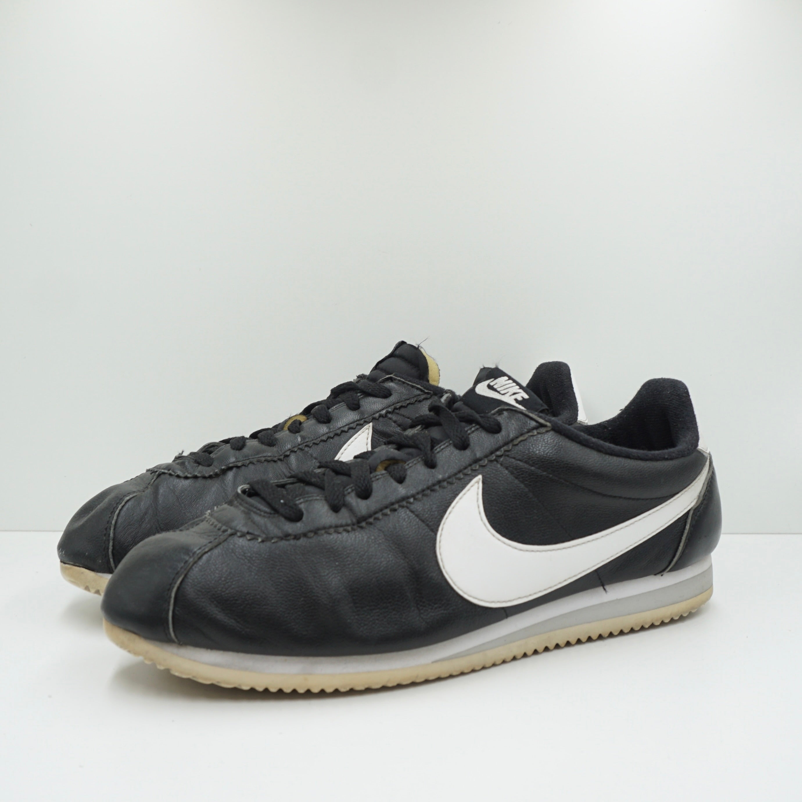 nike cortez black leather shoes