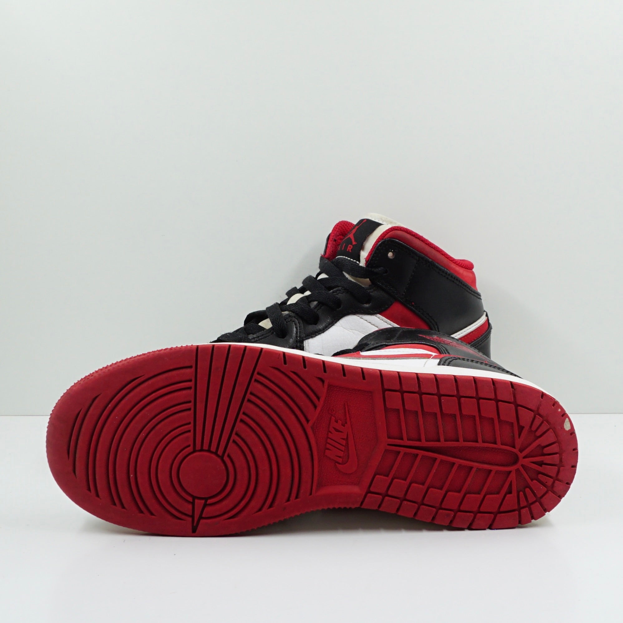 Jordan 1 Mid Black Gym Red (GS)