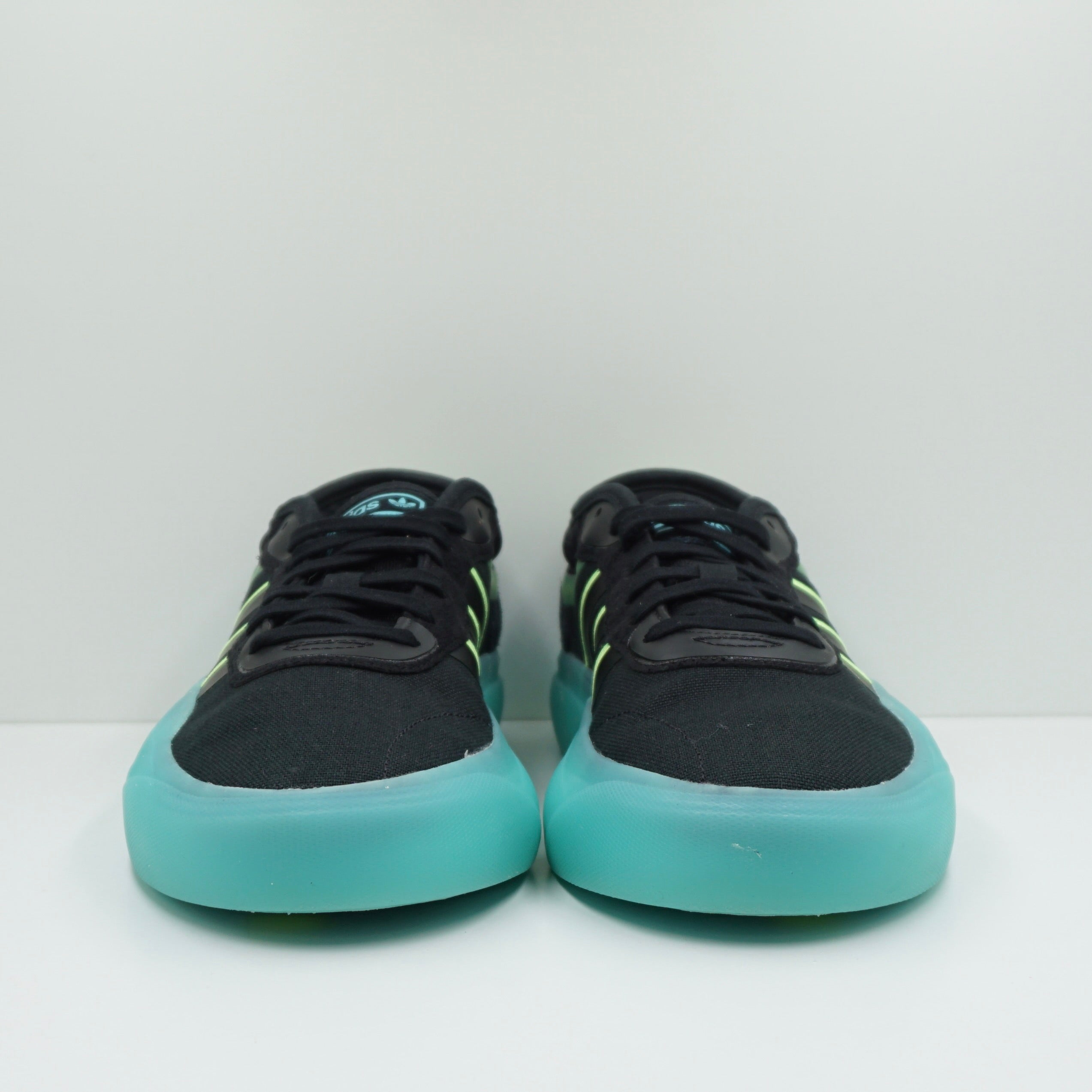 Adidas Indoor CT Core Black Pulse Aqua