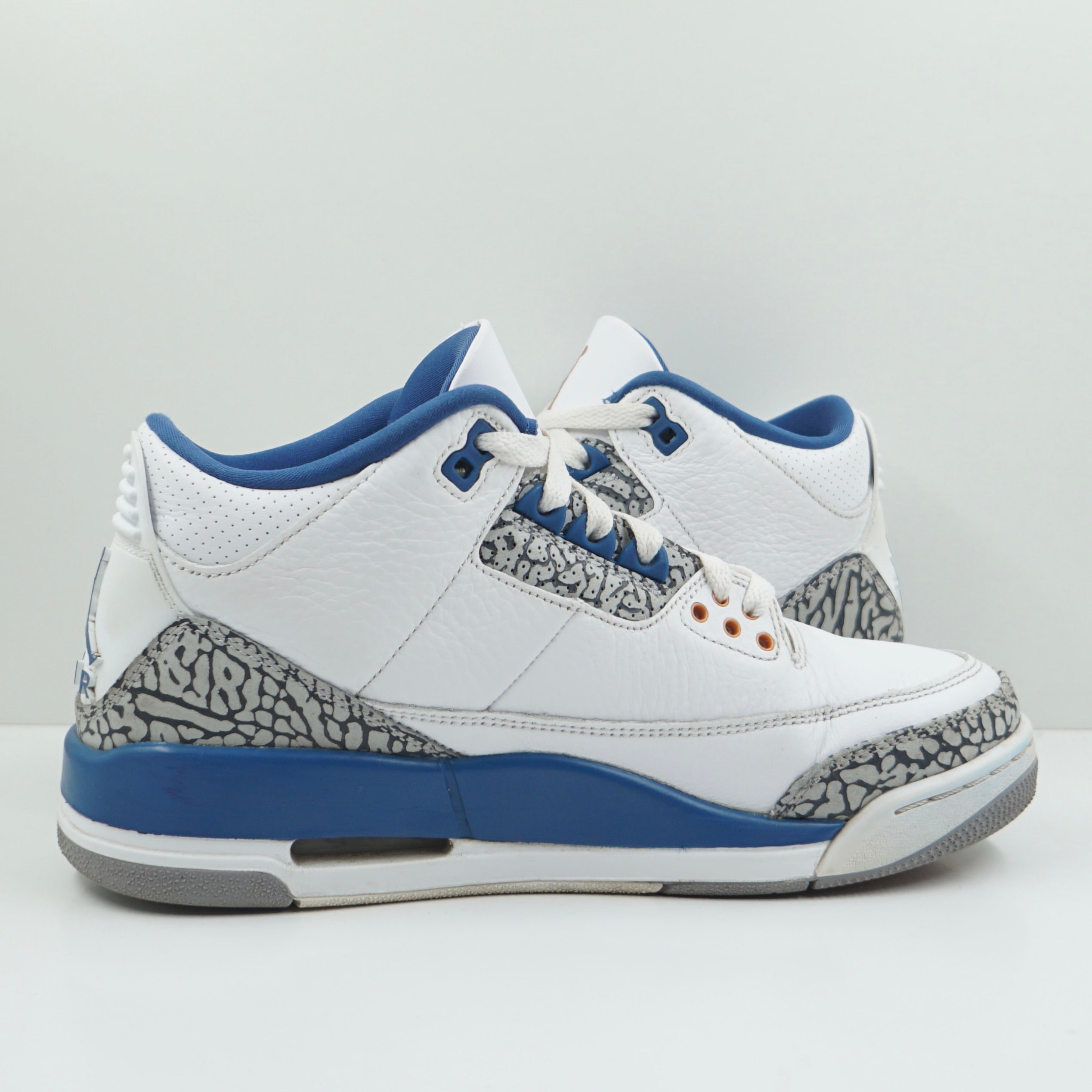 Jordan 3 Retro Wizards