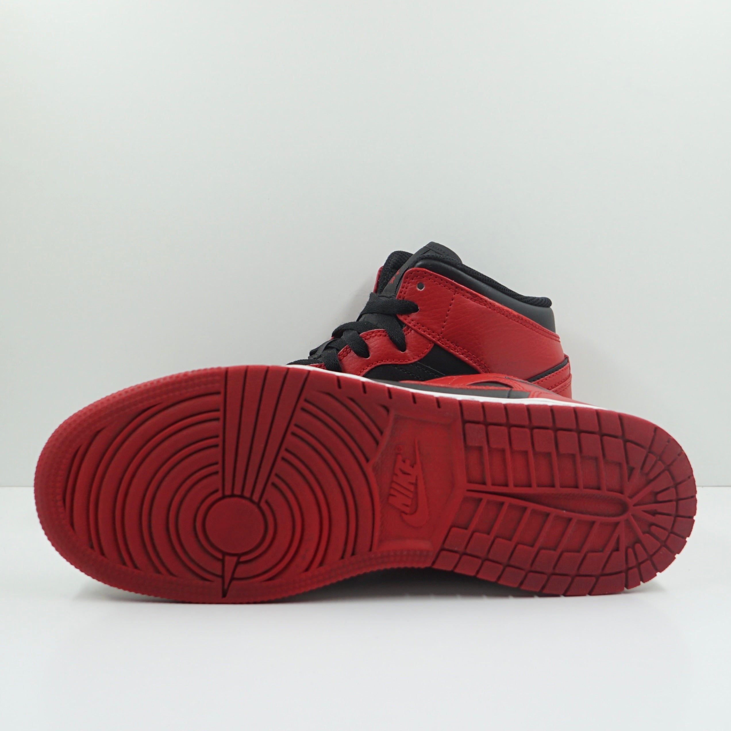 Jordan 1 Mid Bred Banned (GS)
