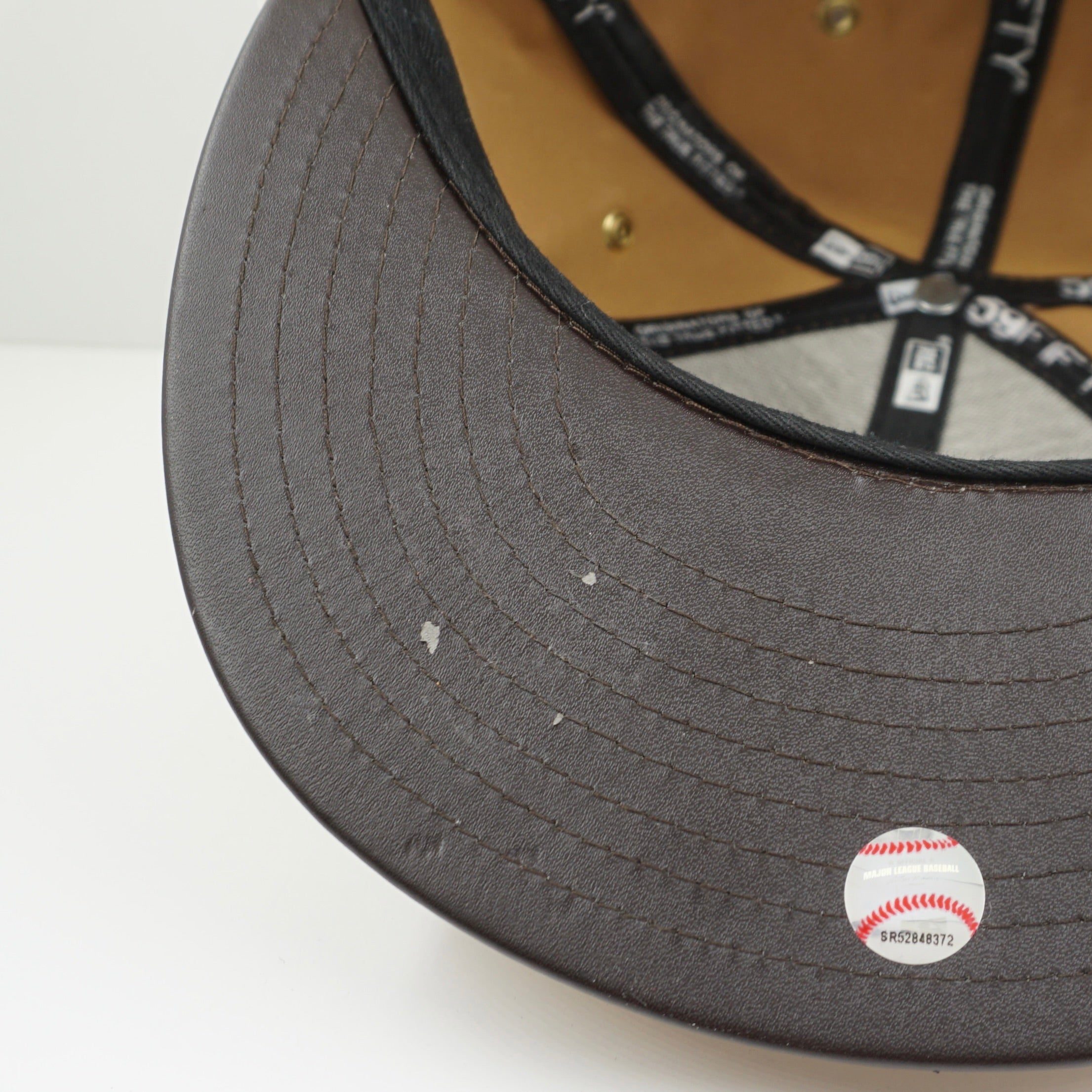 New Era New York Yankees "Timberland" Ear Flap Beige Fitted Cap