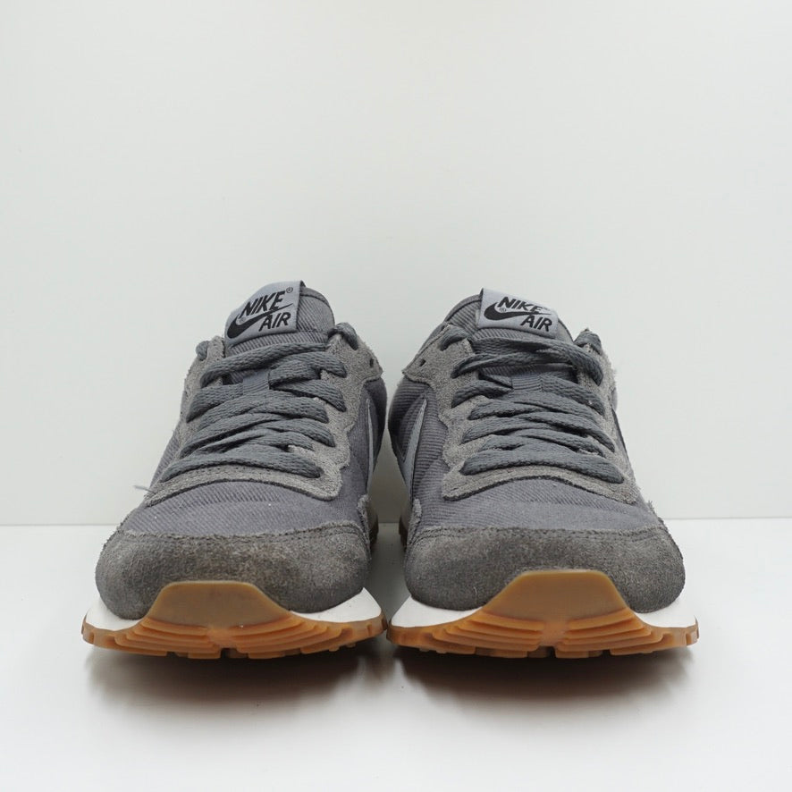 Nike Pegasus 83 Grey (W)
