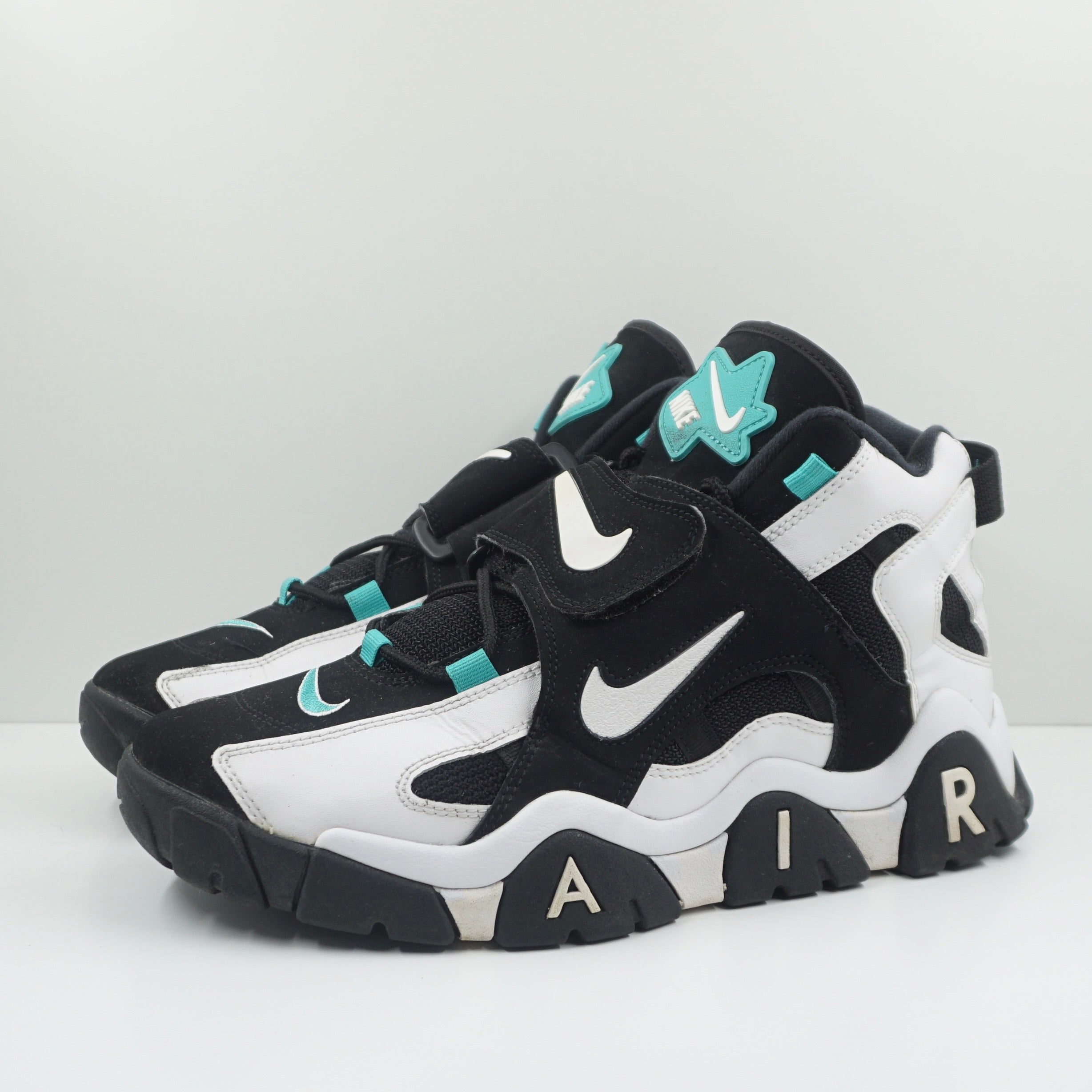 Nike Air Barrage Mid Black White Cabana