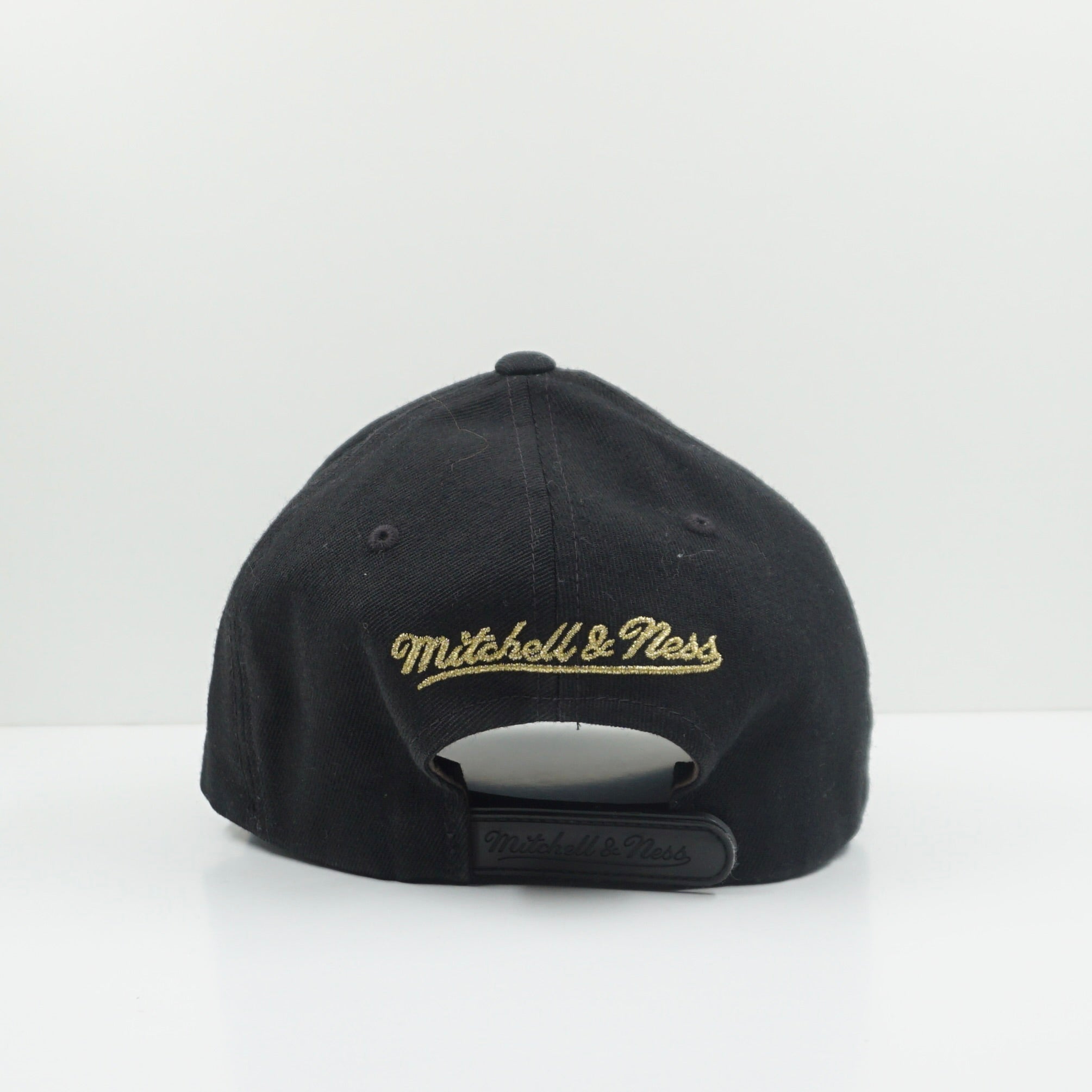 Mitchell & Ness Logo 110 Snapback Cap