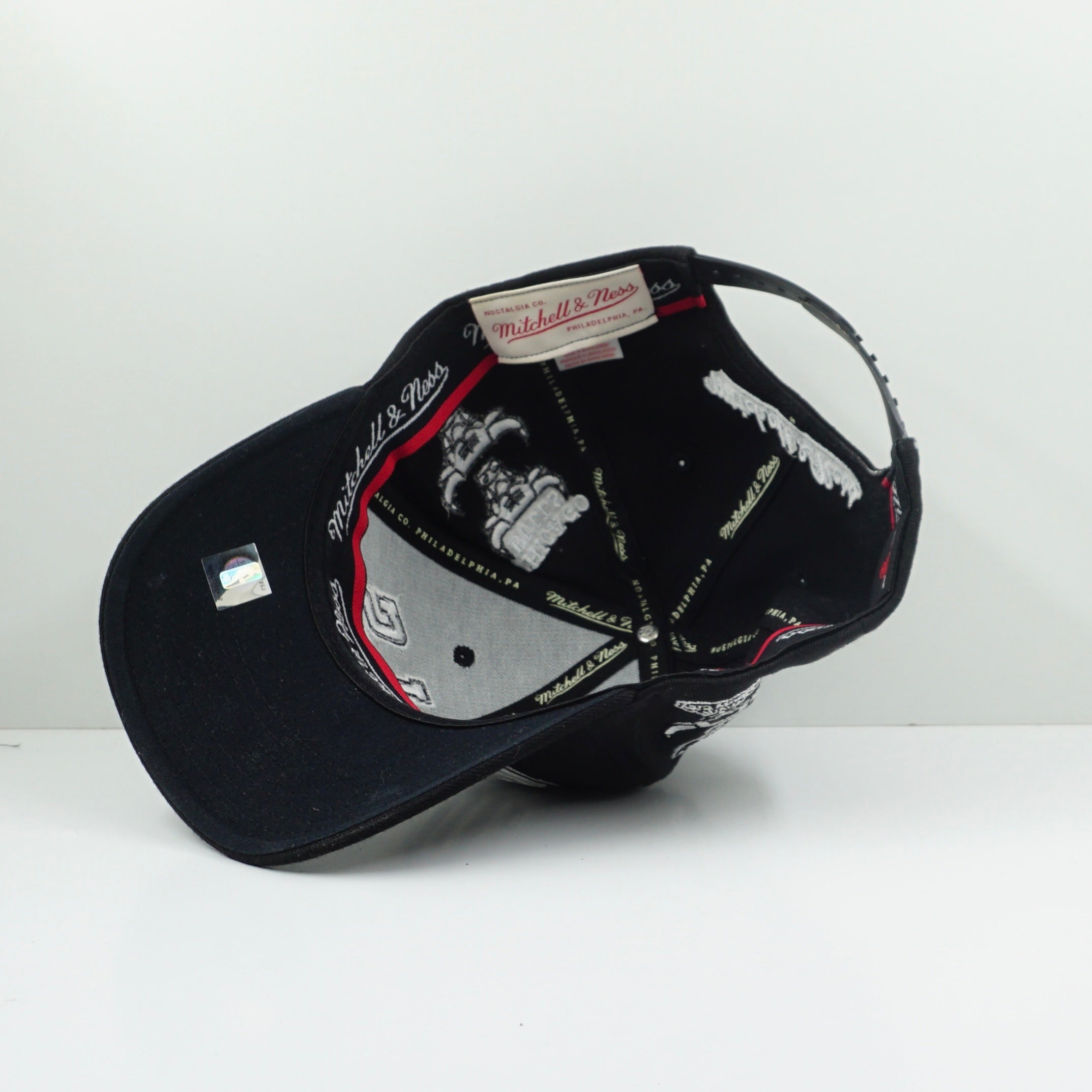 Mitchell & Ness Chicago Bulls Multi Logo Black White Snapback Cap