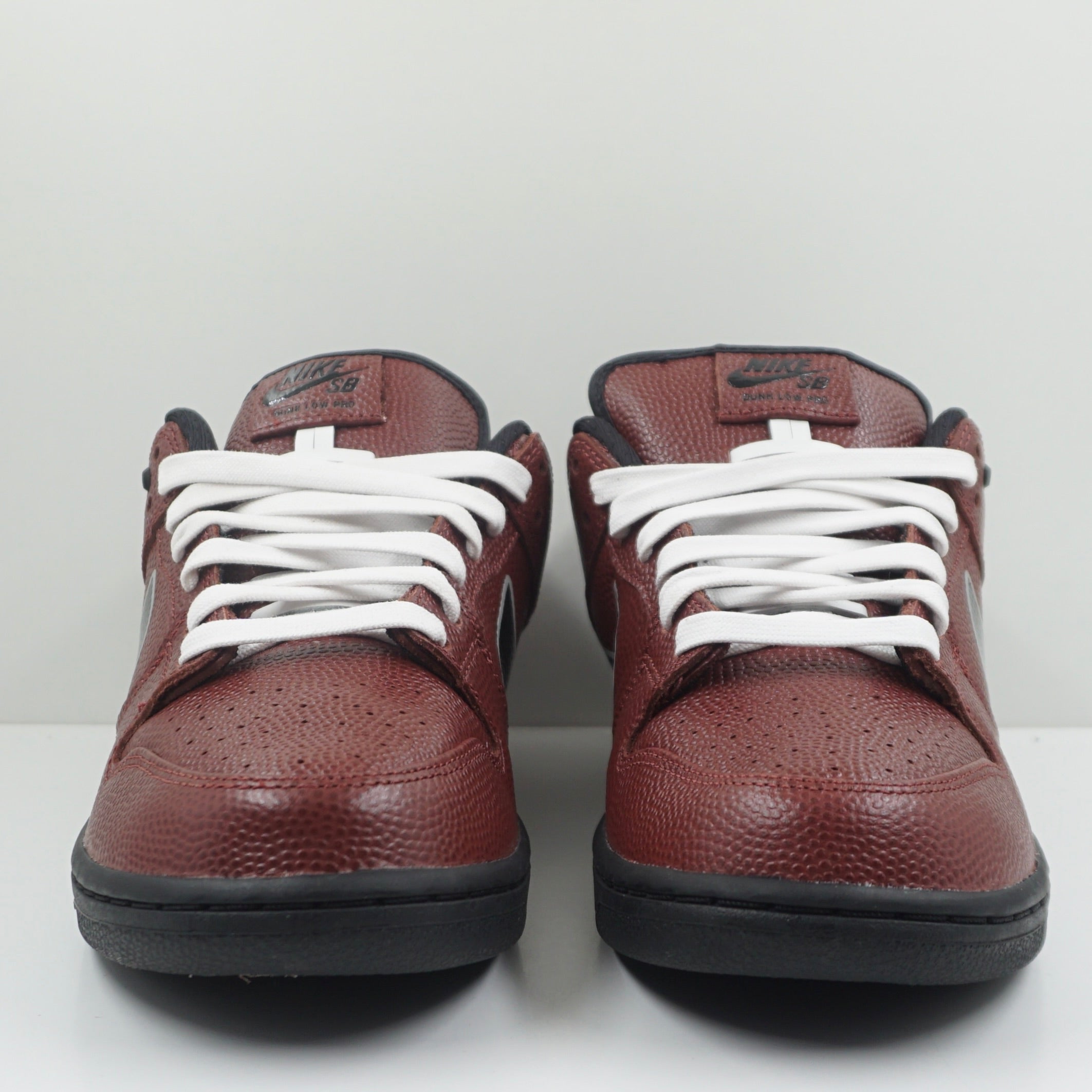 Nike SB Dunk Low Limosine Skateboards