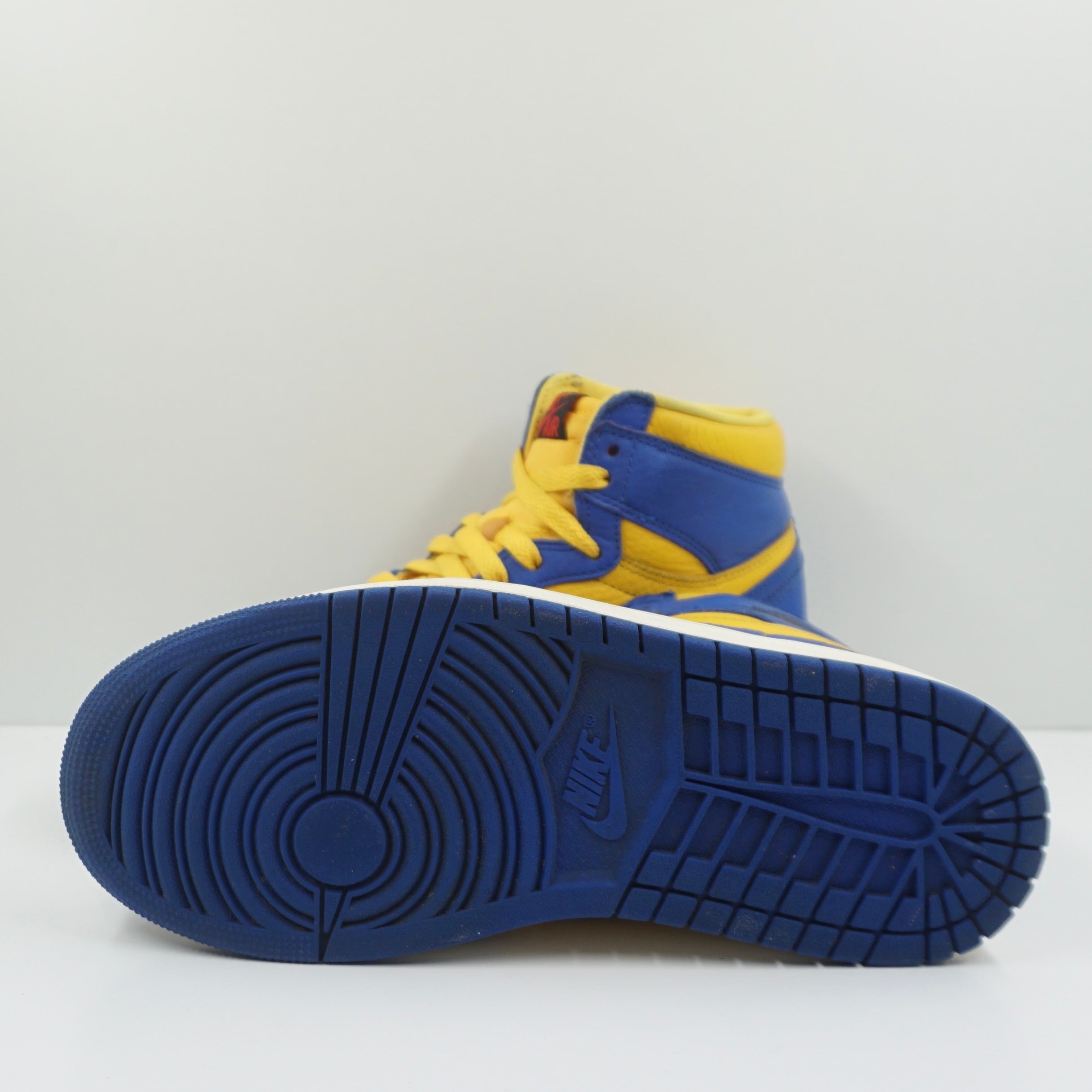 Jordan 1 Retro High OG Reverse Laney (W)