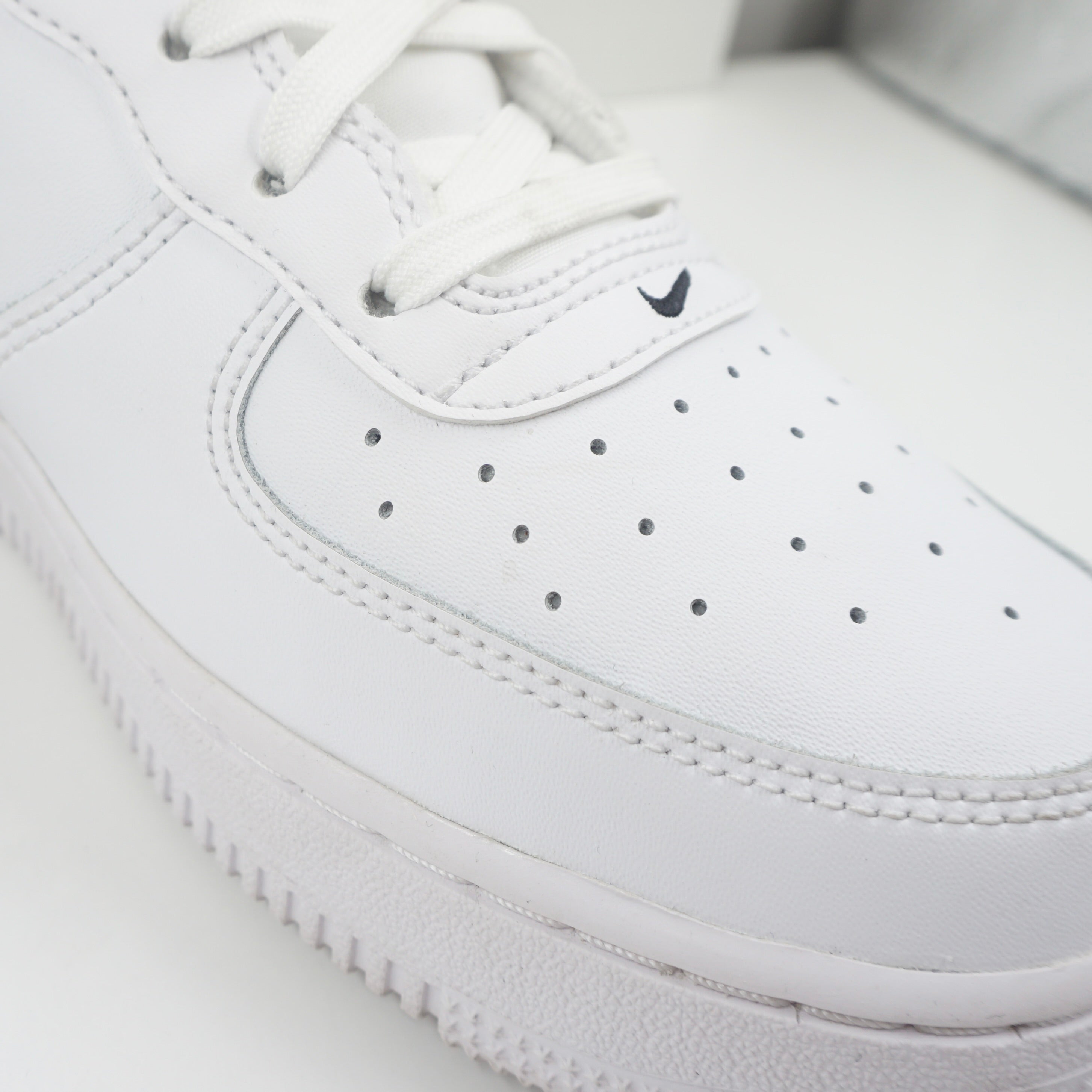 Nike Air Force 1 Low White Black (2024) (GS)