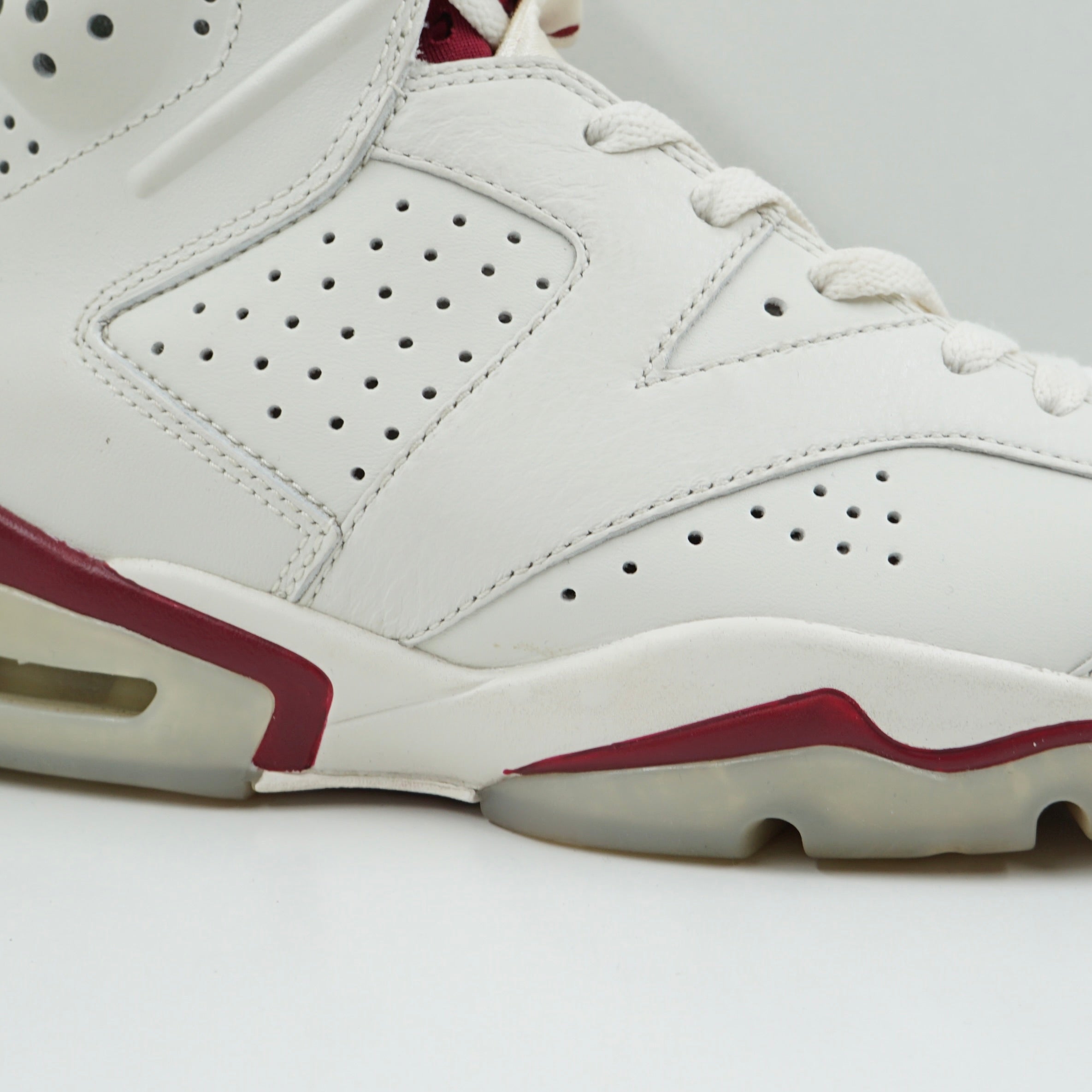 Jordan 6 Retro Maroon (2015)