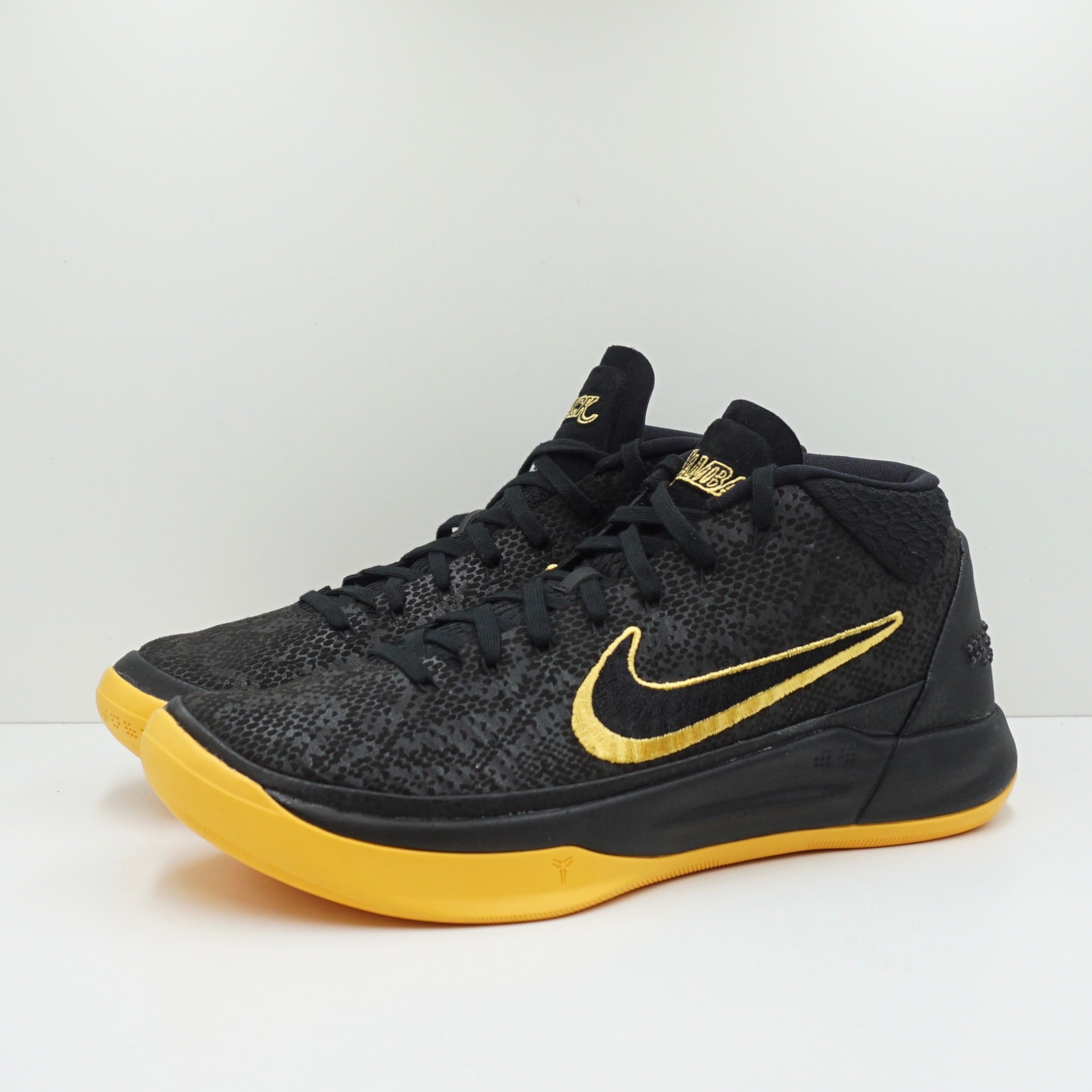 Nike Kobe A.D. Mid Lakers Black Mamba