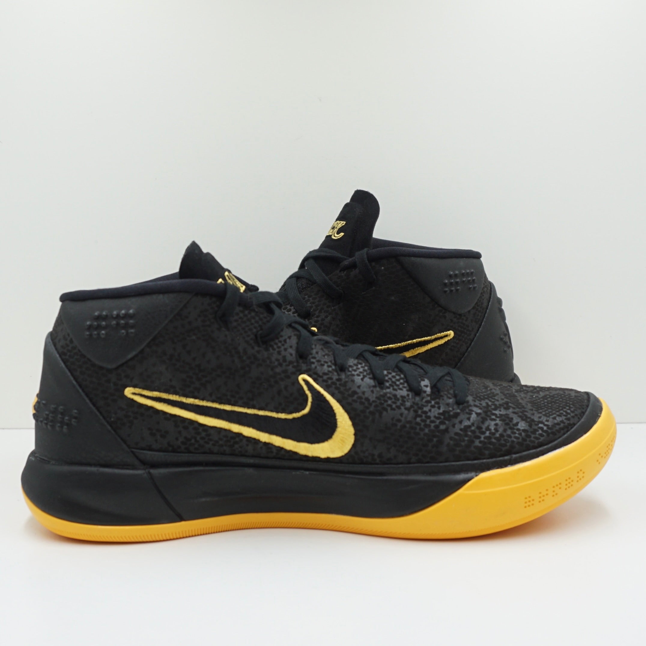 Nike Kobe A.D. Mid Lakers Black Mamba