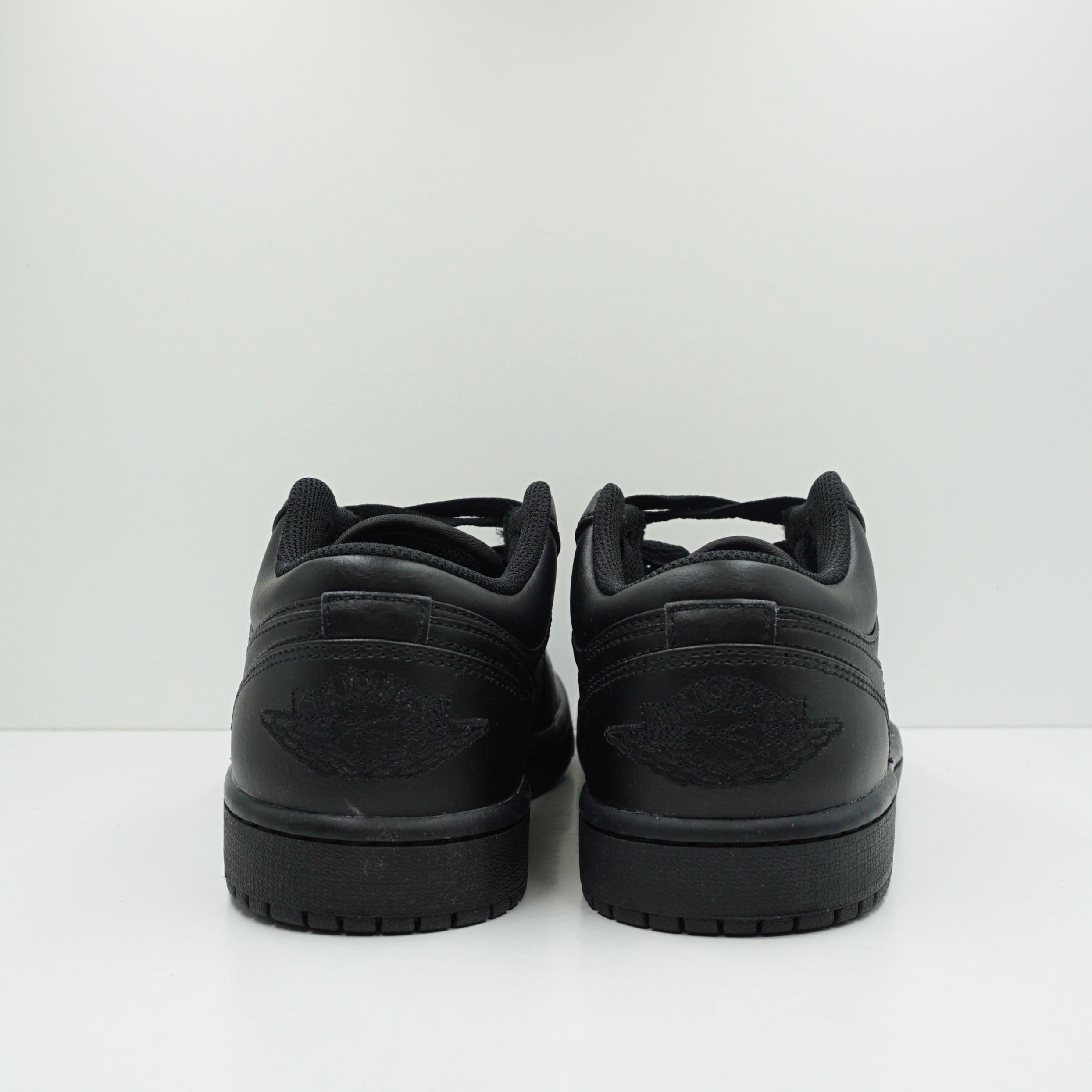 Jordan 1 Low Triple Black