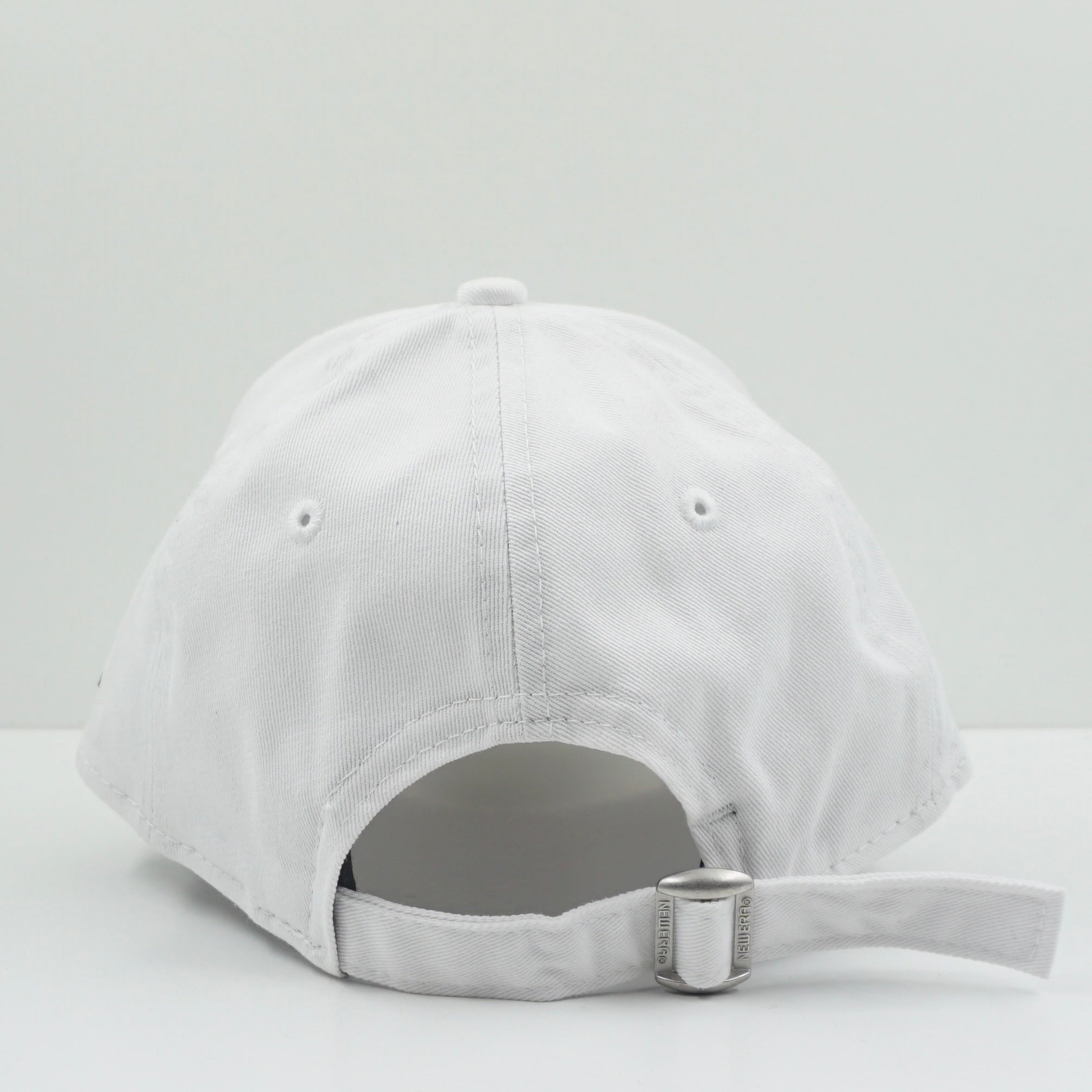 New Era New York Yankees White Black 9Forty Adjustable Cap (Youth)