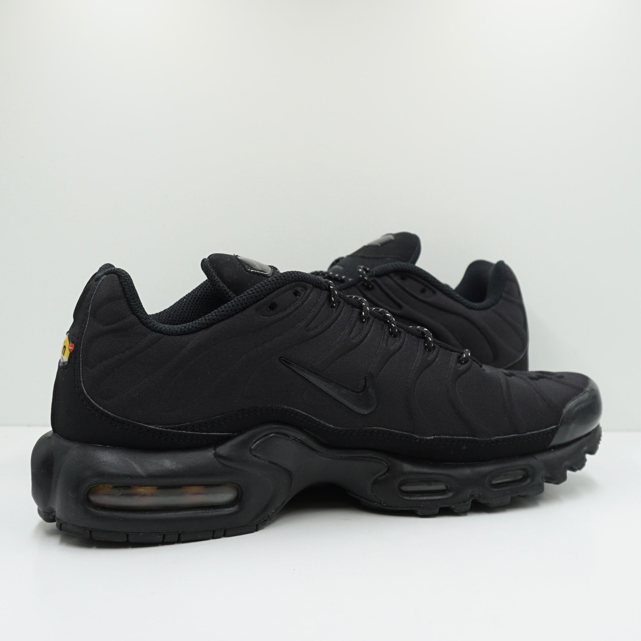Nike Air Max Plus SE Triple Black