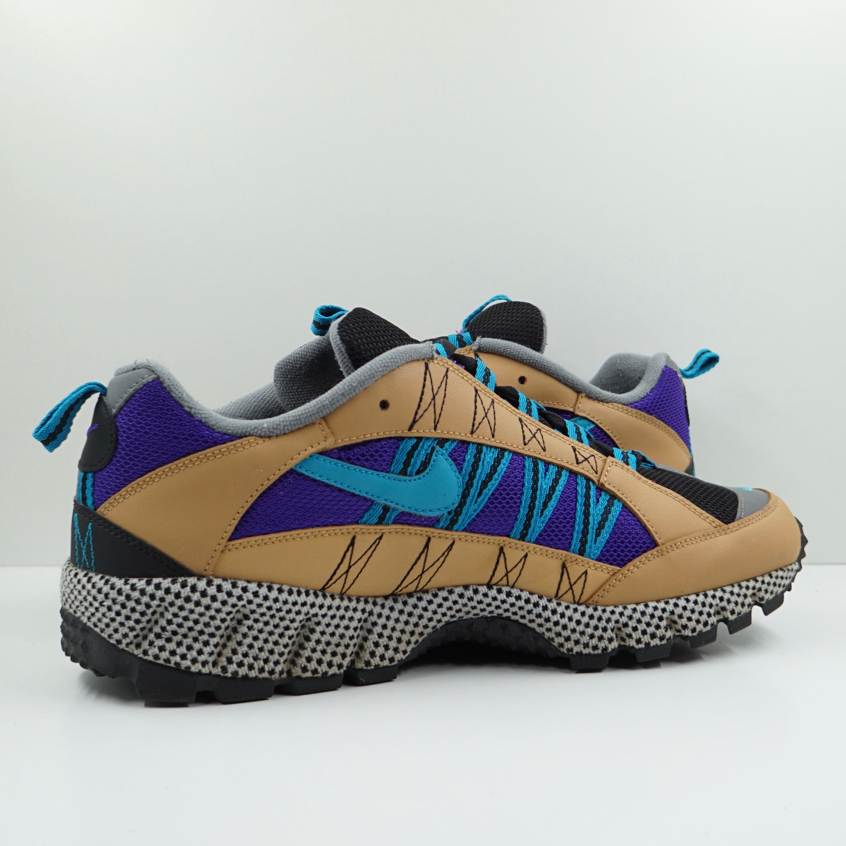 Nike Air Humara 17 Elemental Gold Neo Turquoise