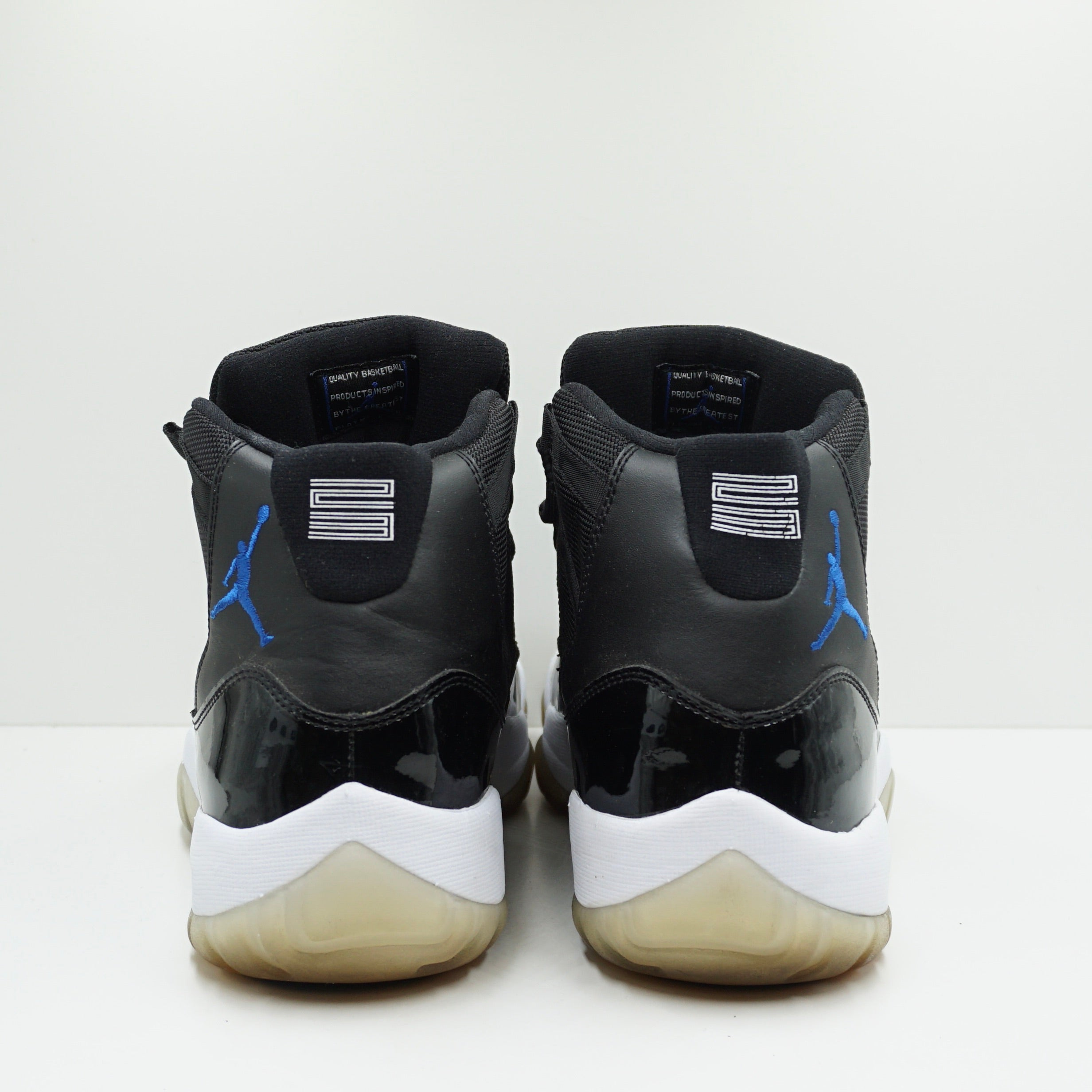 Jordan 11 Retro Space Jam (2009)