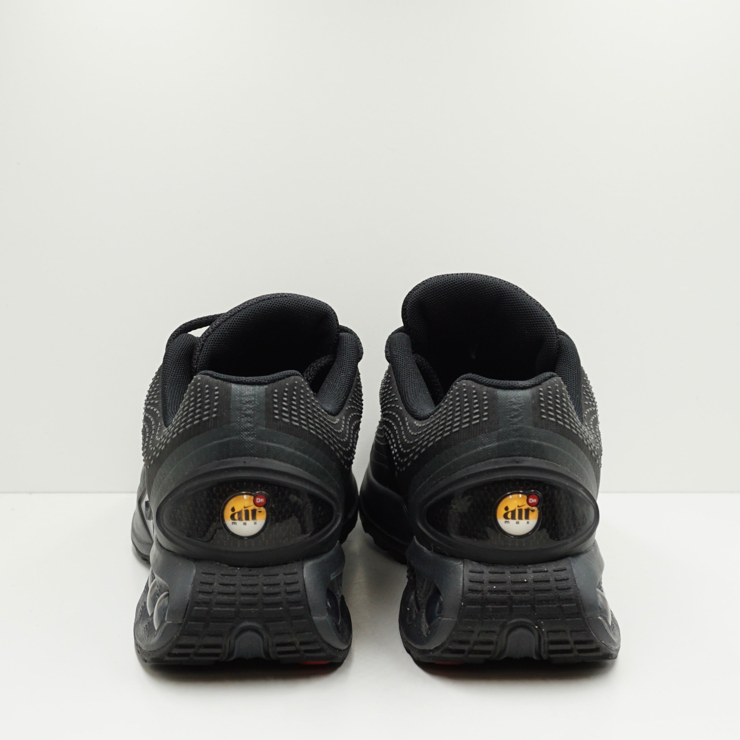 Nike Air Max Dn Black Dark Smoke Grey