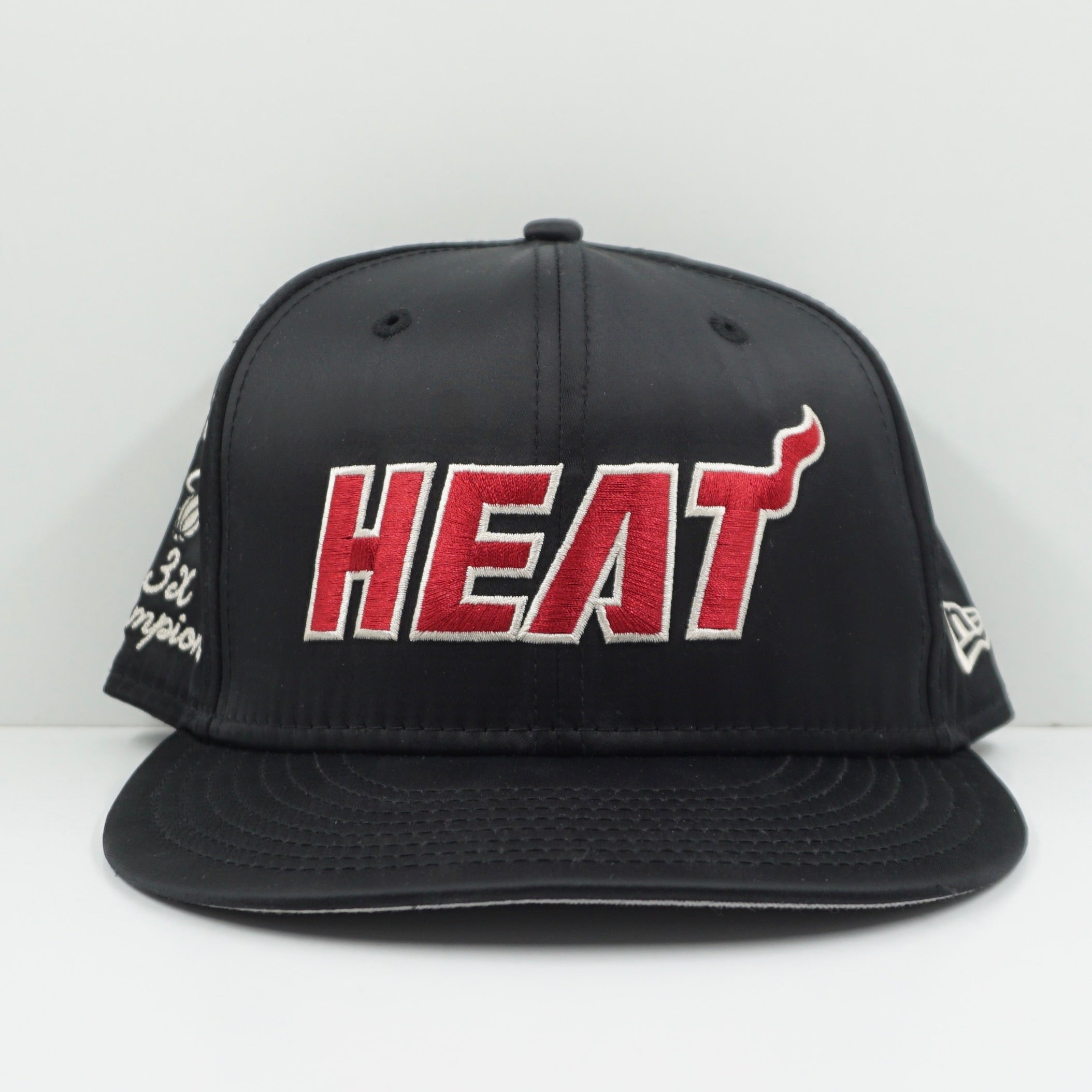 New Era Miami Heat 3x Champion Satin Snapback Cap