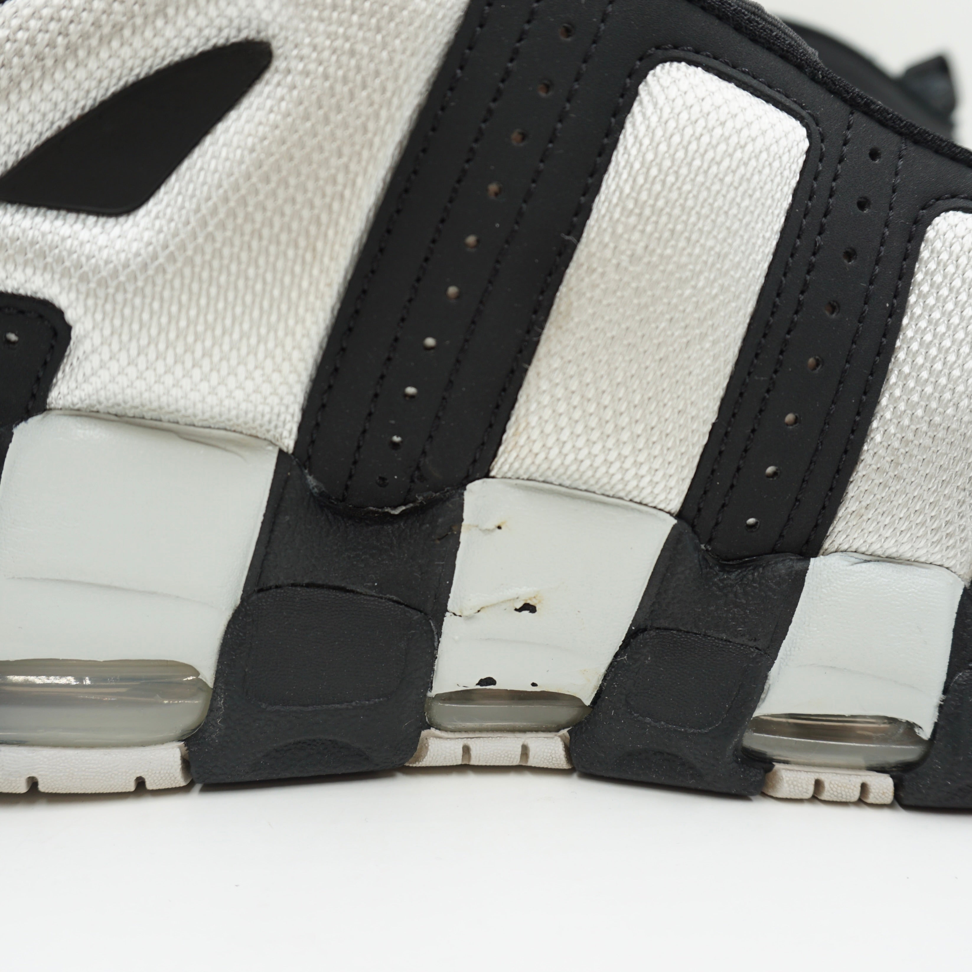 Nike Air More Uptempo Low Black Photon Dust