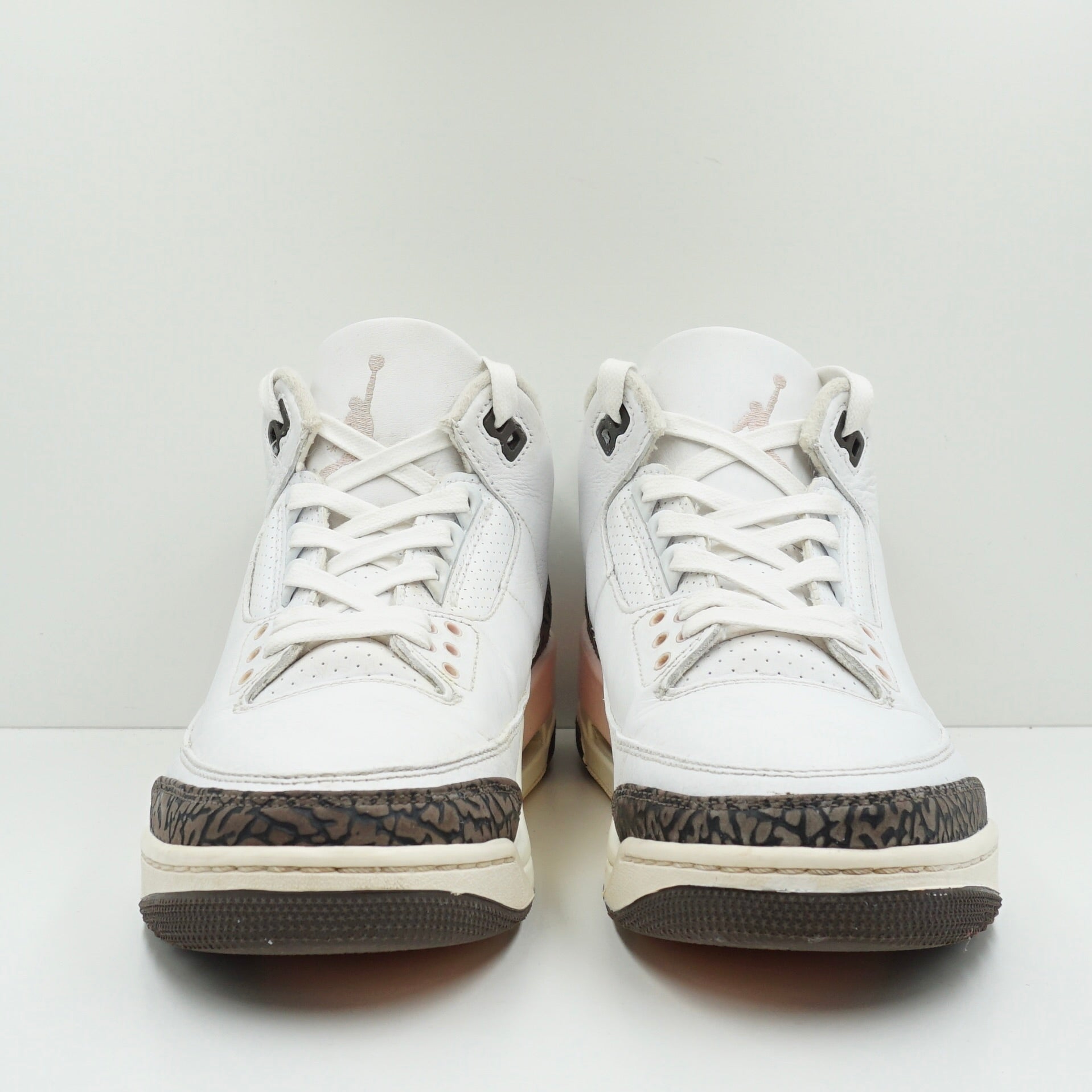 Jordan 3 Retro Neapolitan Dark Mocha (W)