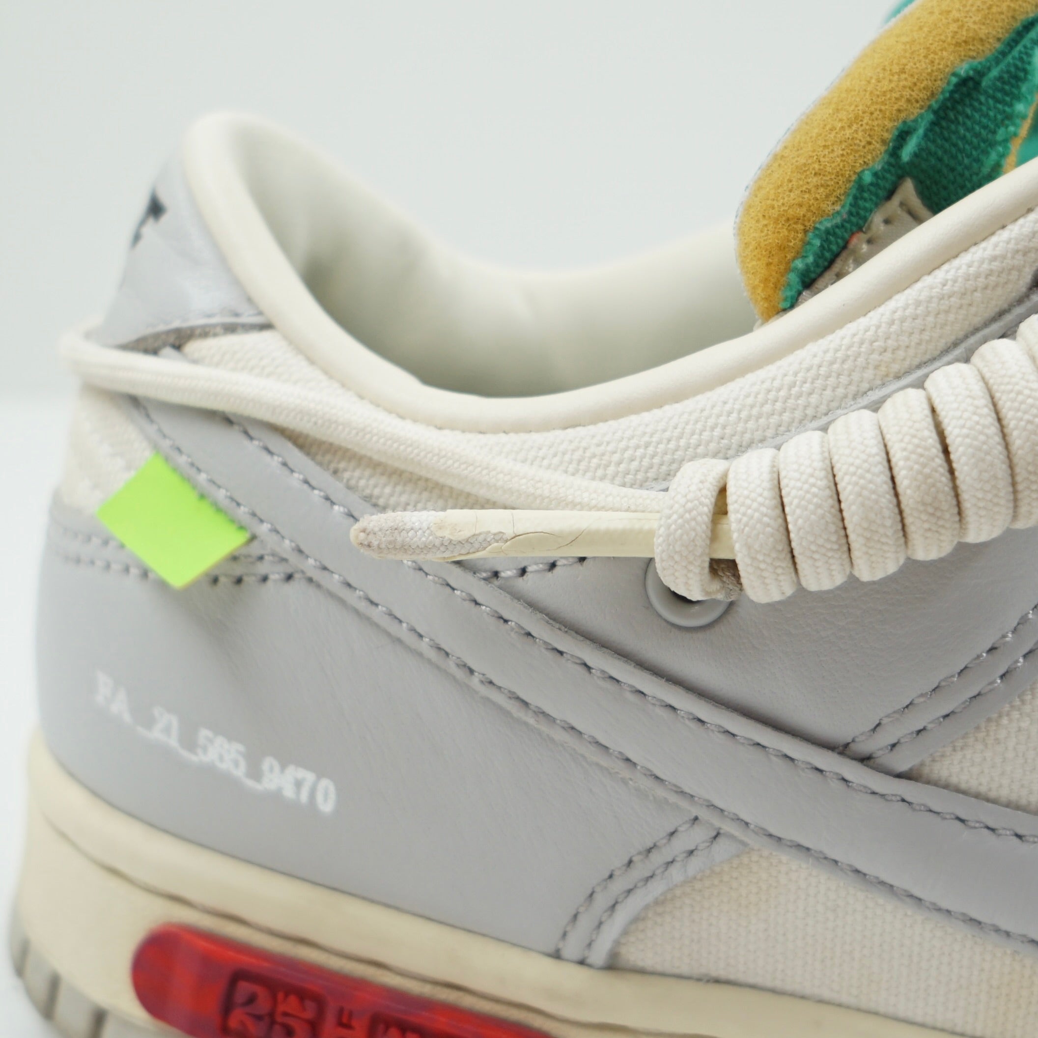 Nike Dunk Low Off-White Lot 25