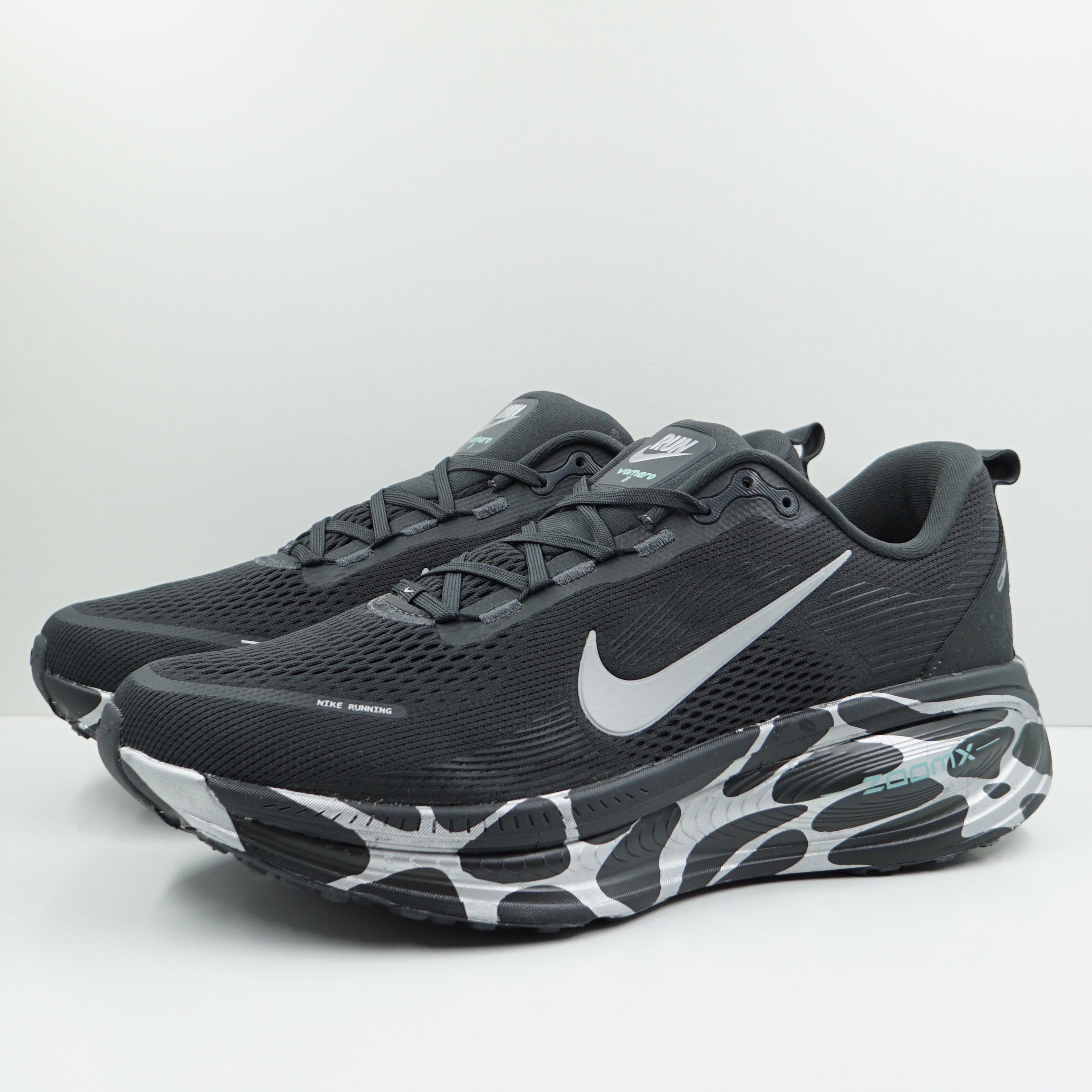 Nike Vomero 18 Anthracite Reflect Silver