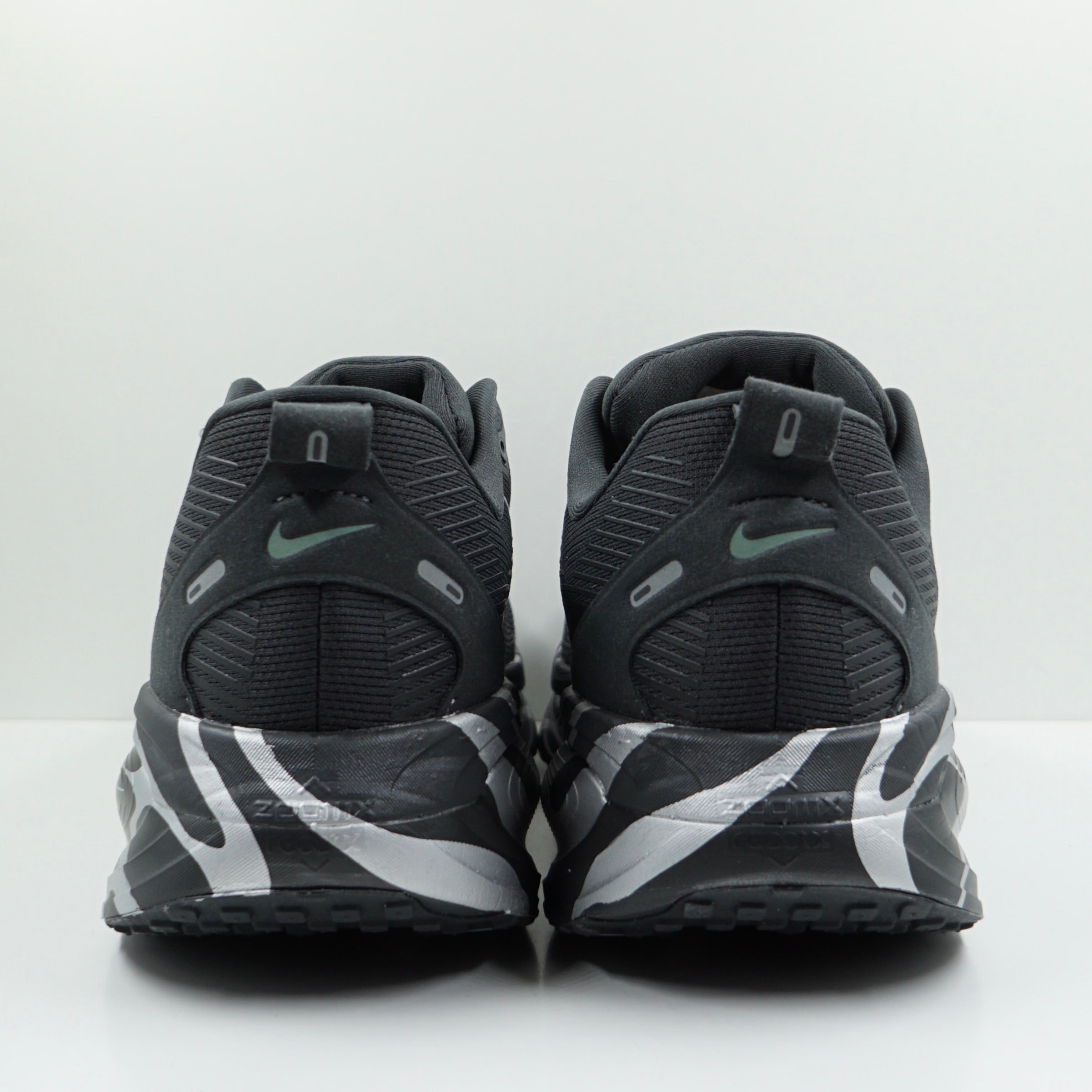 Nike Vomero 18 Anthracite Reflect Silver
