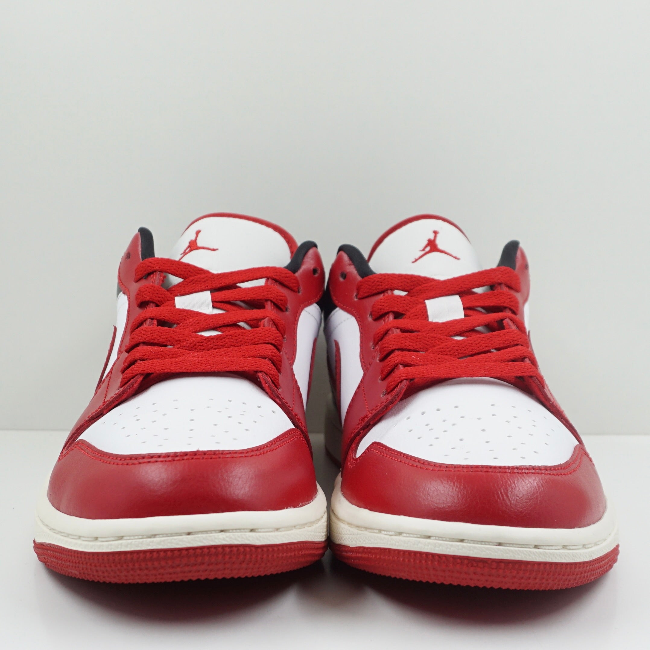 Jordan 1 Low Reverse Black Toe (W)