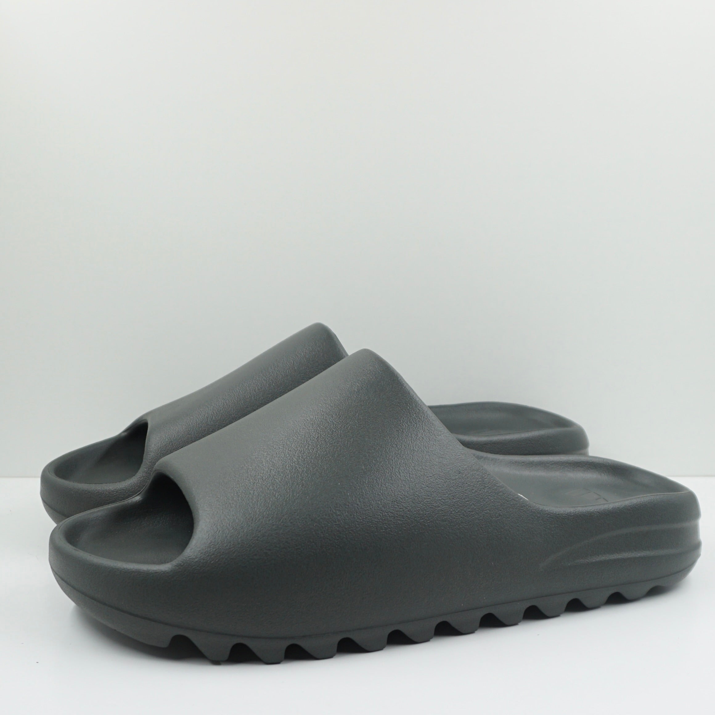 Adidas Yeezy Slide Dark Onyx