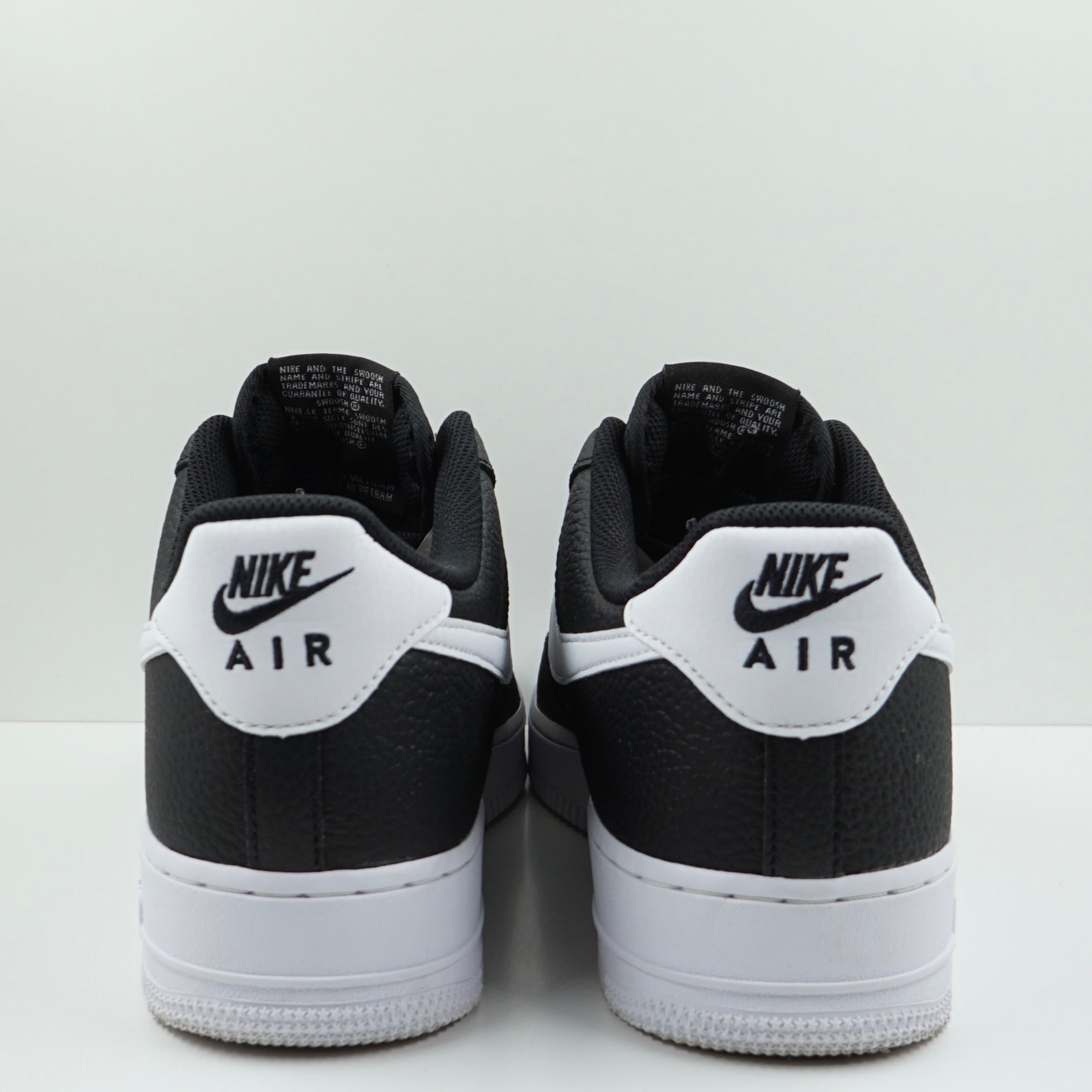 Nike Air Force 1 Low '07 Black White Pebbled Leather