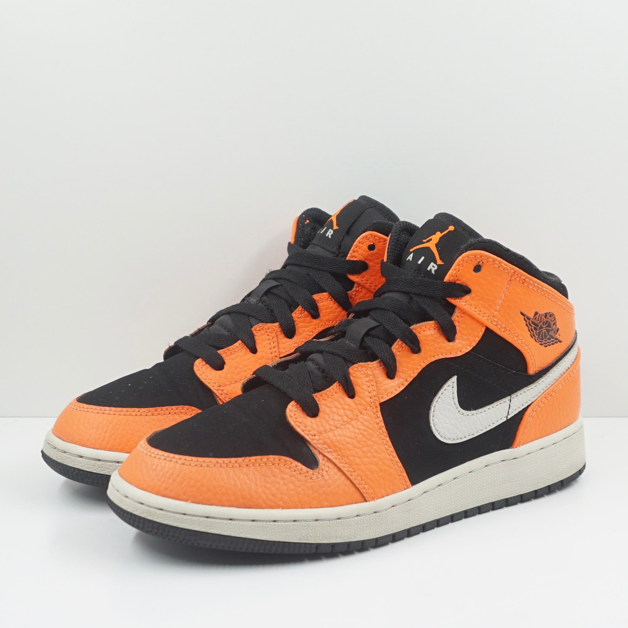 Jordan 1 Mid Black Cone (GS)