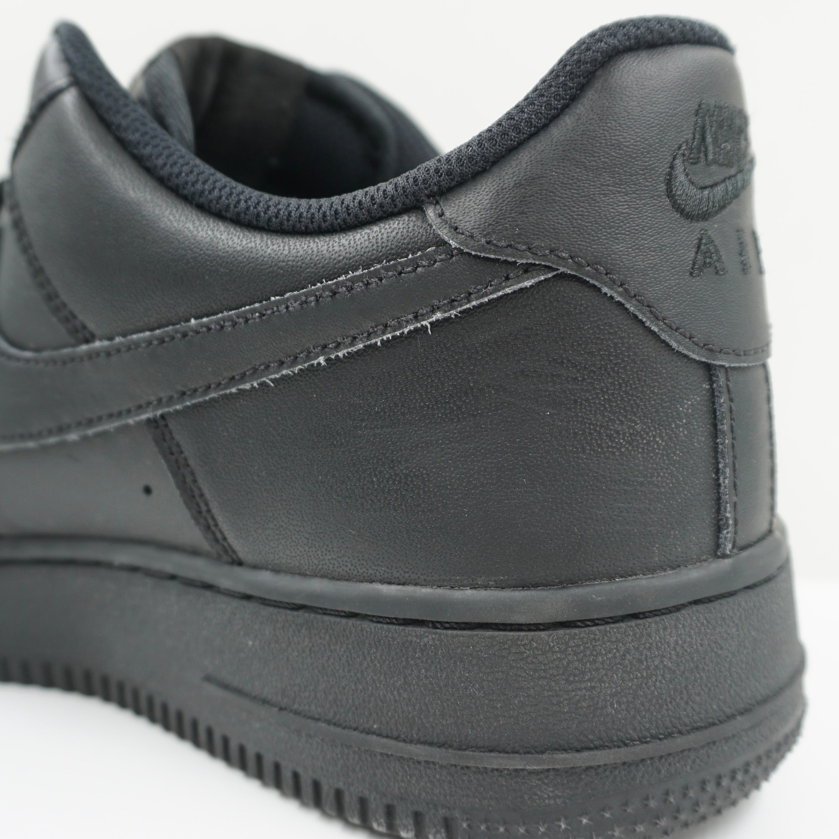 Nike Air Force 1 '07 Triple Black