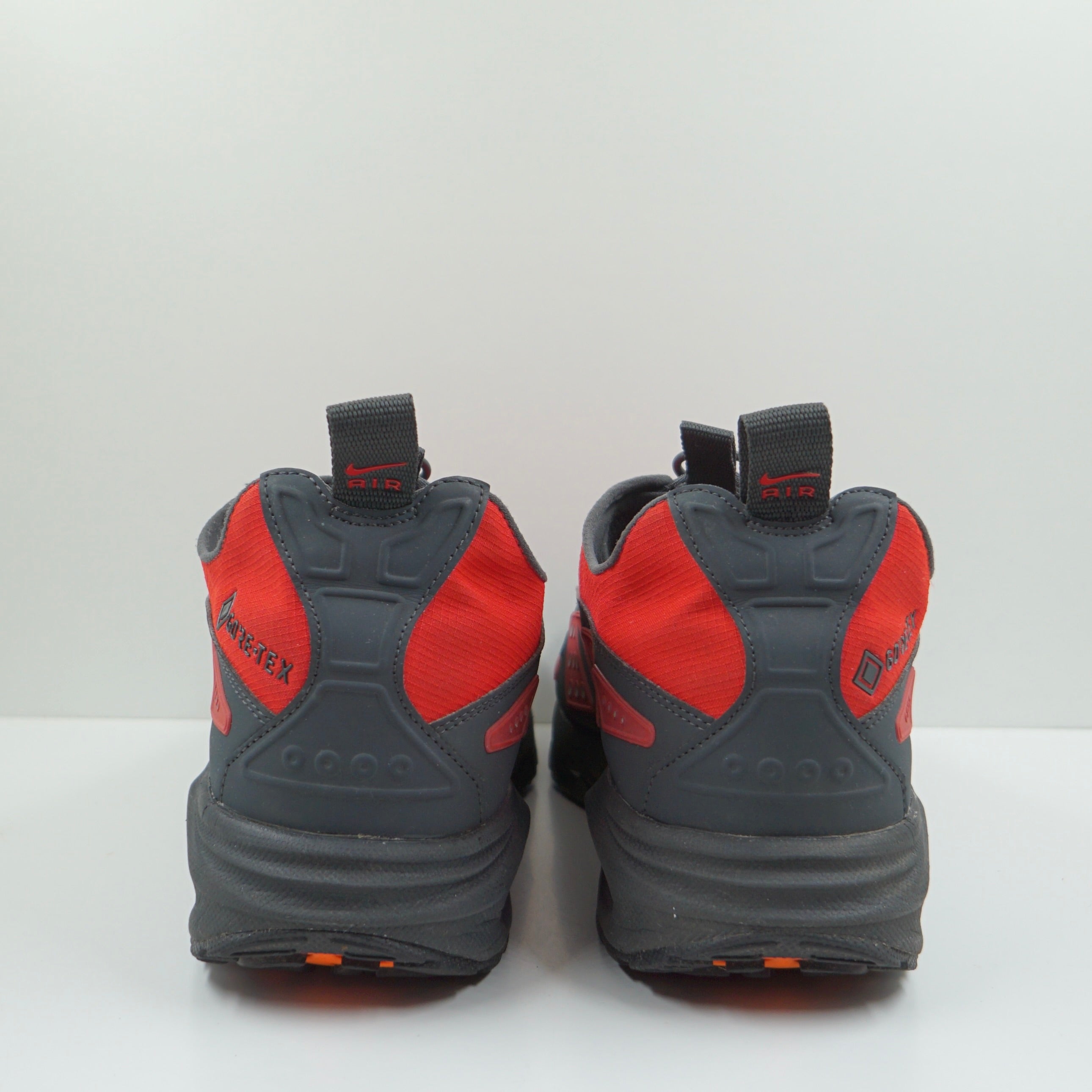 Nike Air Max Sunder Gore-Tex Hyper Crimson (W)