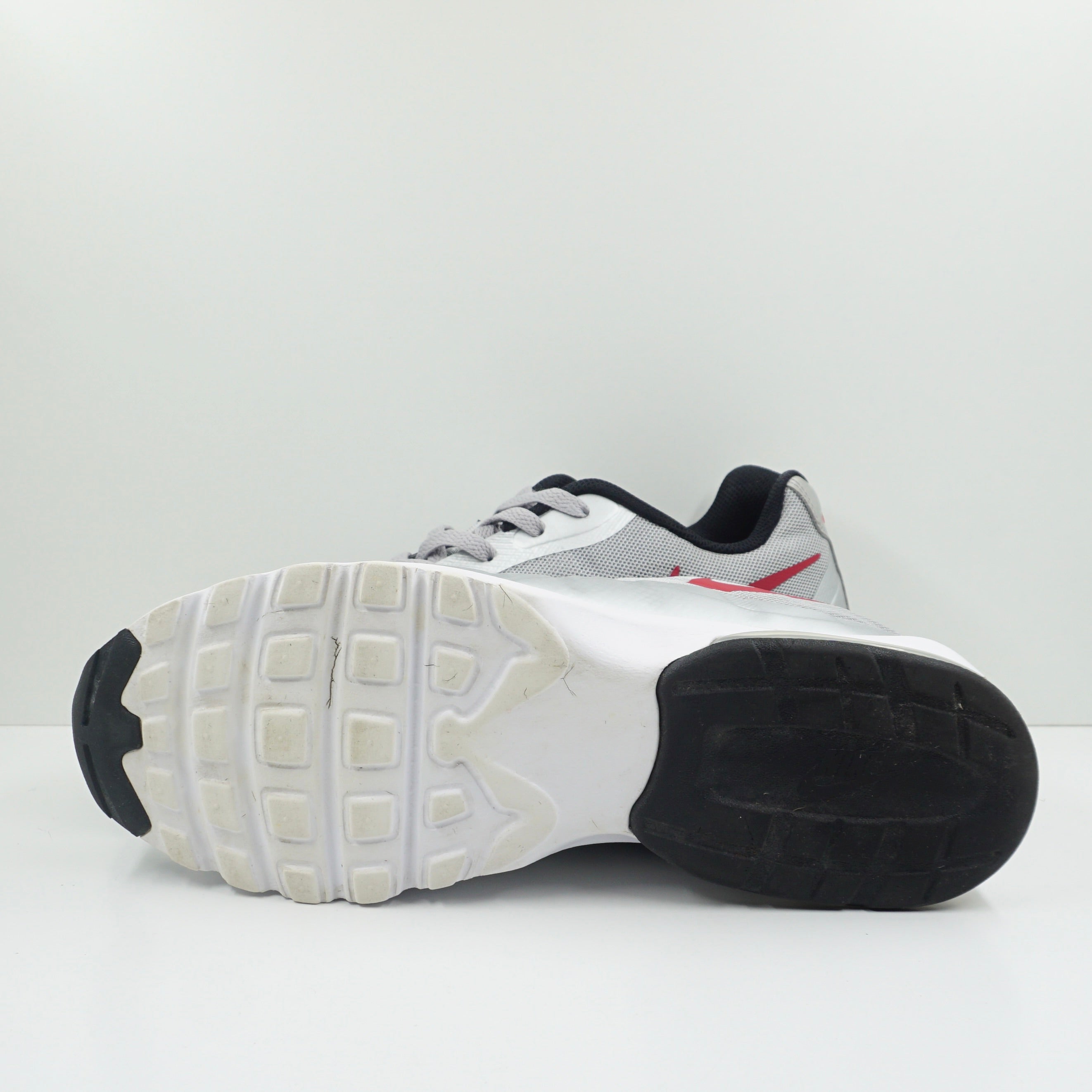 Nike Air Max Invigor Wolf Grey Varsity Red Black