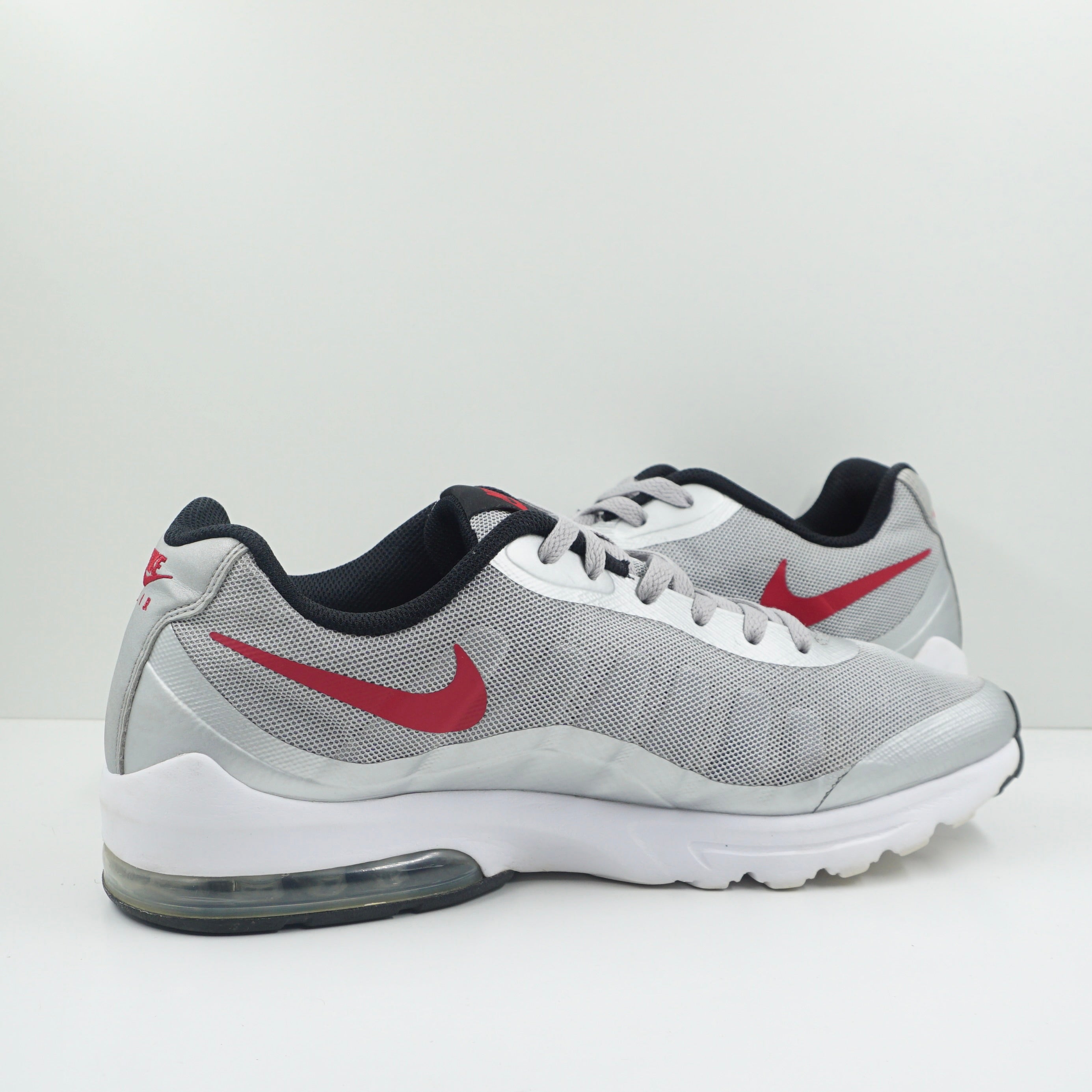 Nike Air Max Invigor Wolf Grey Varsity Red Black