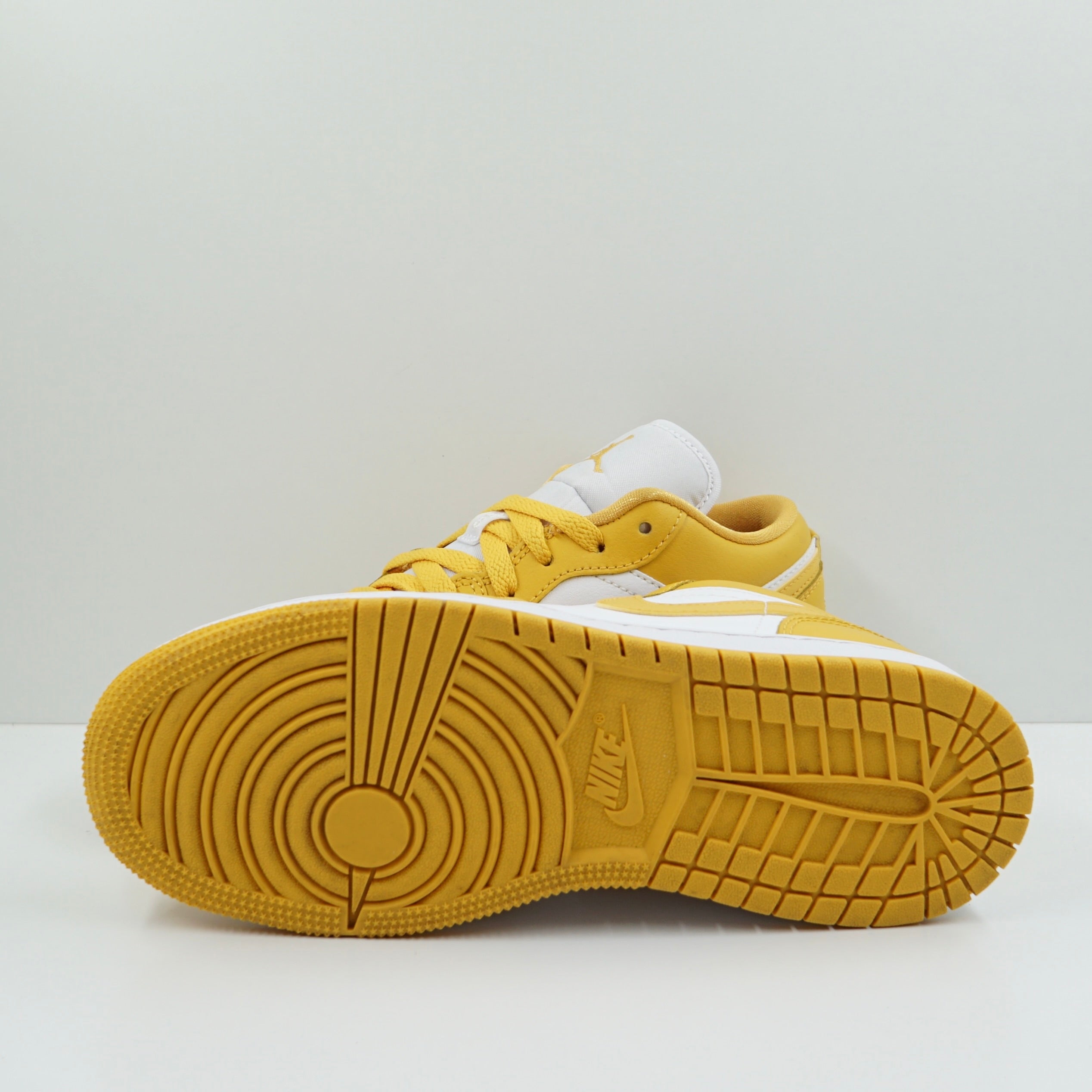 Jordan 1 Low White Pollen (GS)