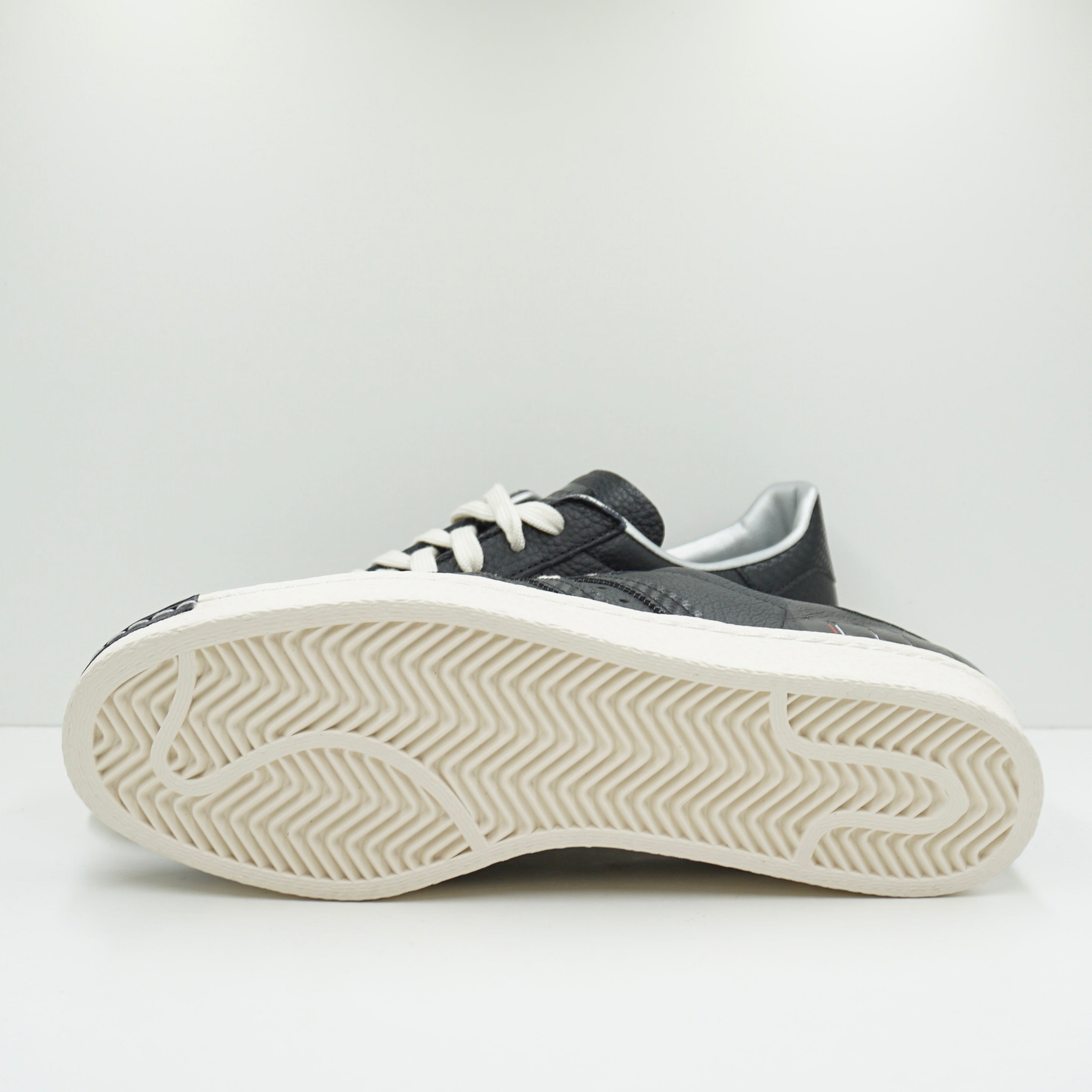 Adidas Superstar x Sneakersnstuff Camera