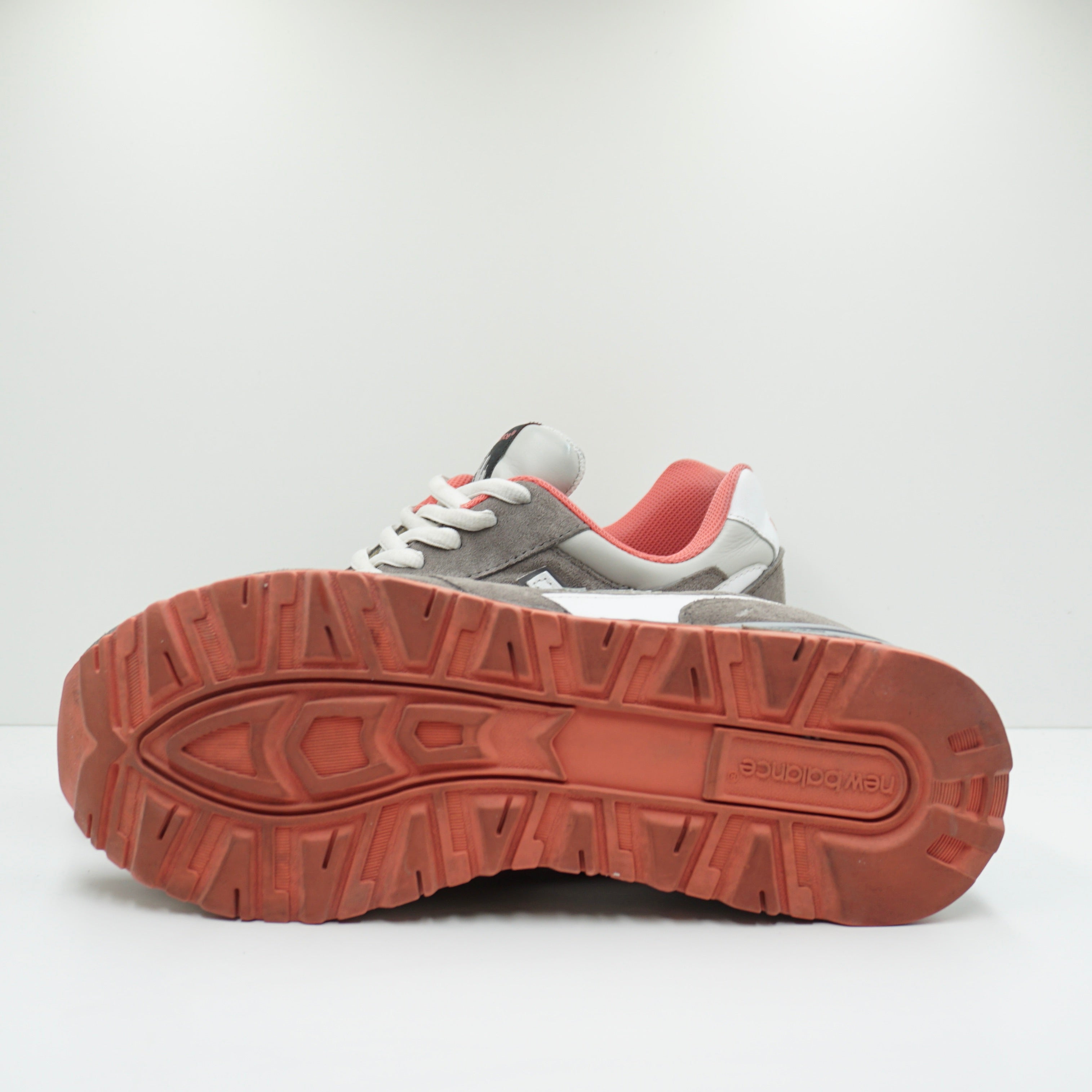 New Balance 575 Staple Pigeon Grey