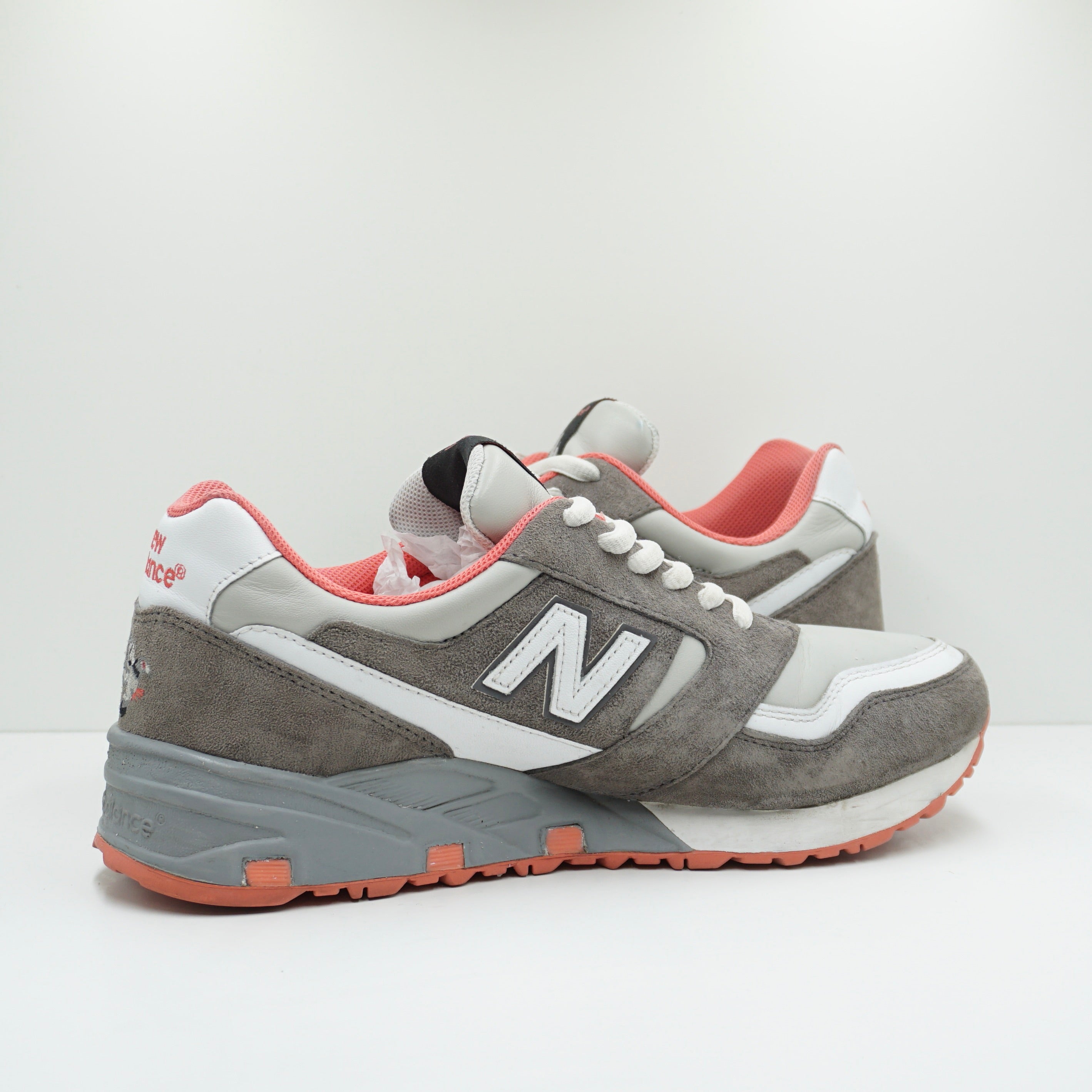 New Balance 575 Staple Pigeon Grey