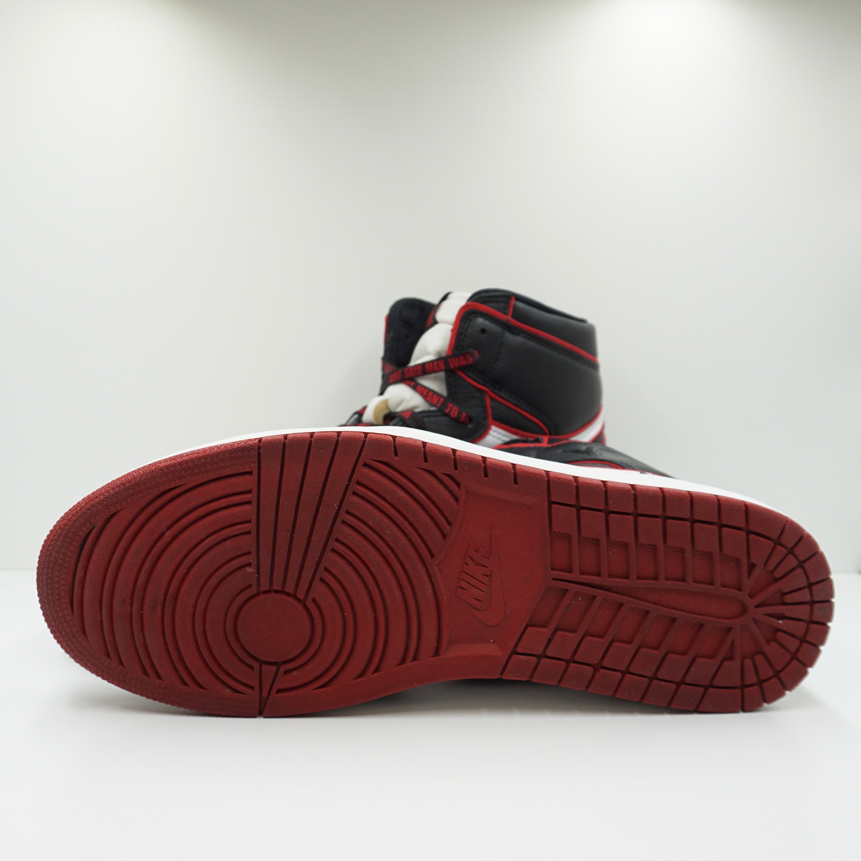 Jordan 1 Retro High Bloodline